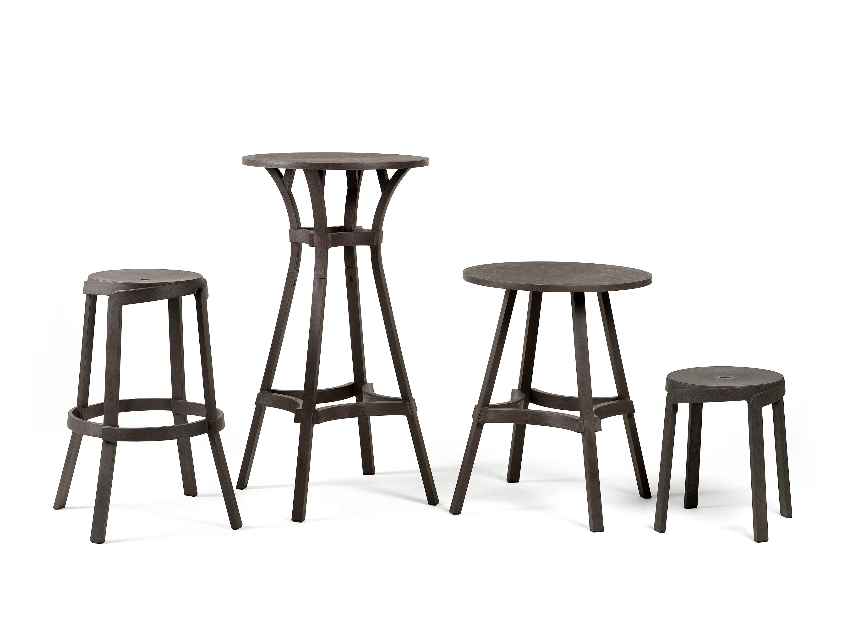 Hocker für den Außenbereich STACK erdiges Braun