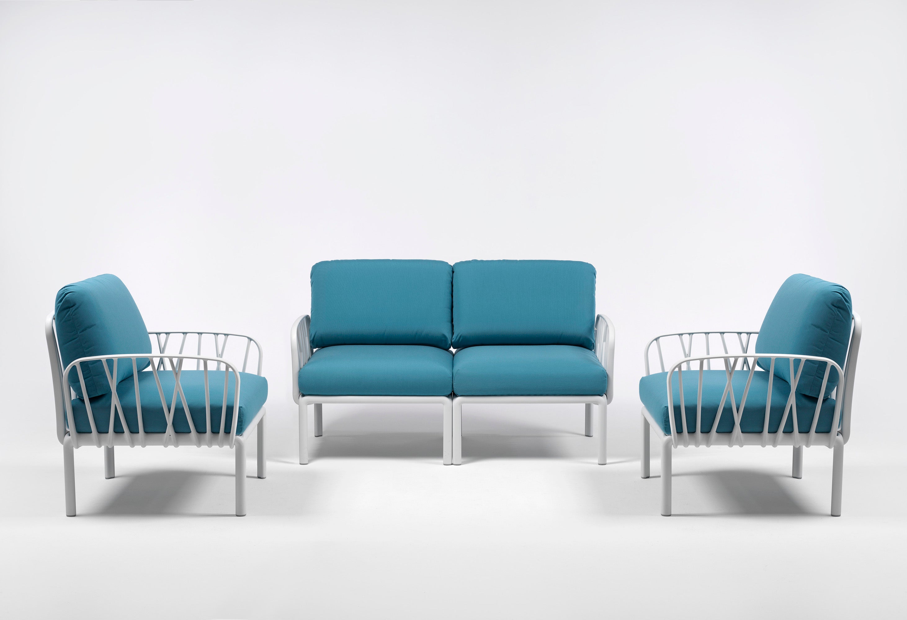 Außenstuhl KOMODO grün Sunbrella® mit weißem Gestell