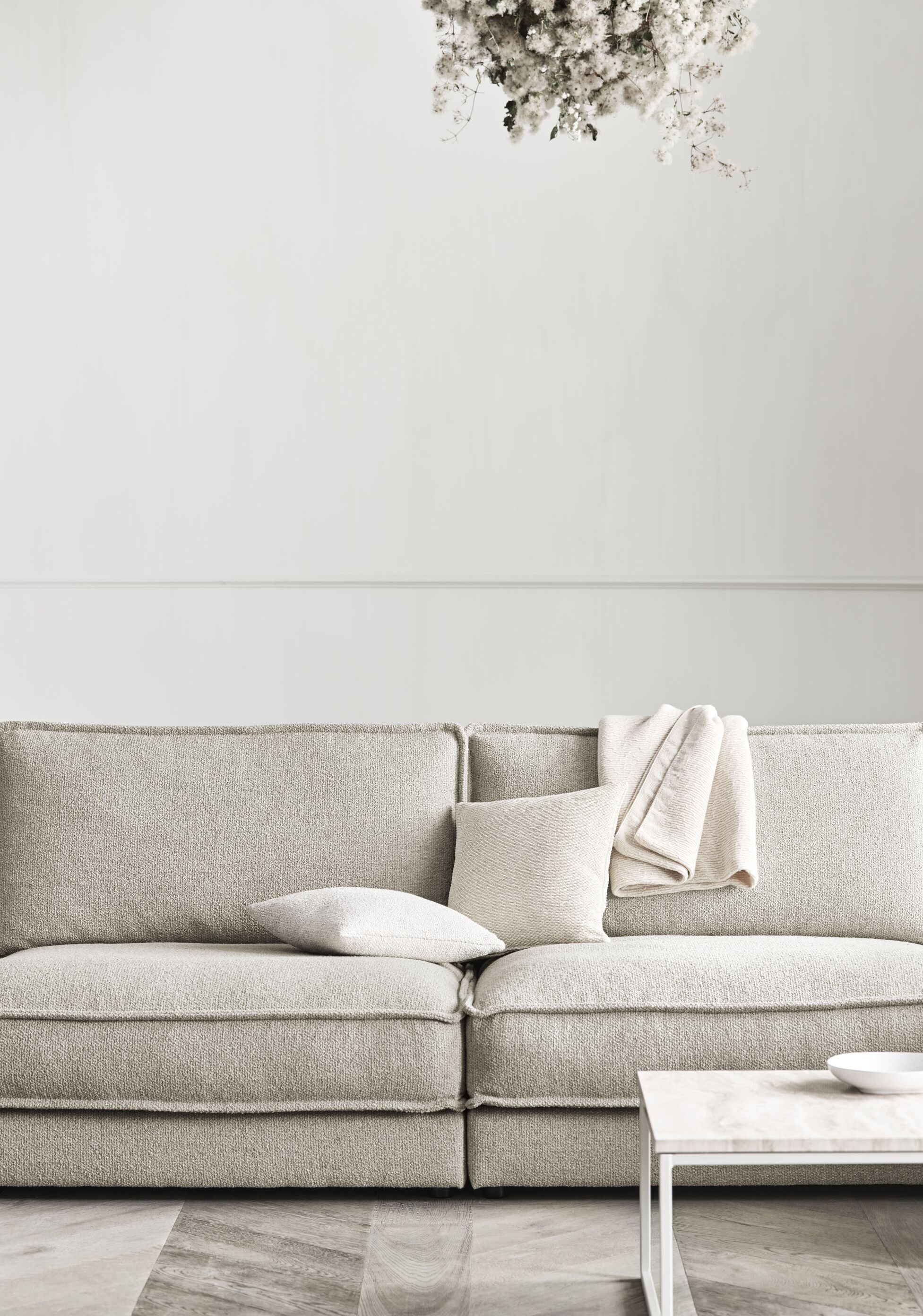 Sofa modułowa NOORA - moduł środkowy z czarną podstawą