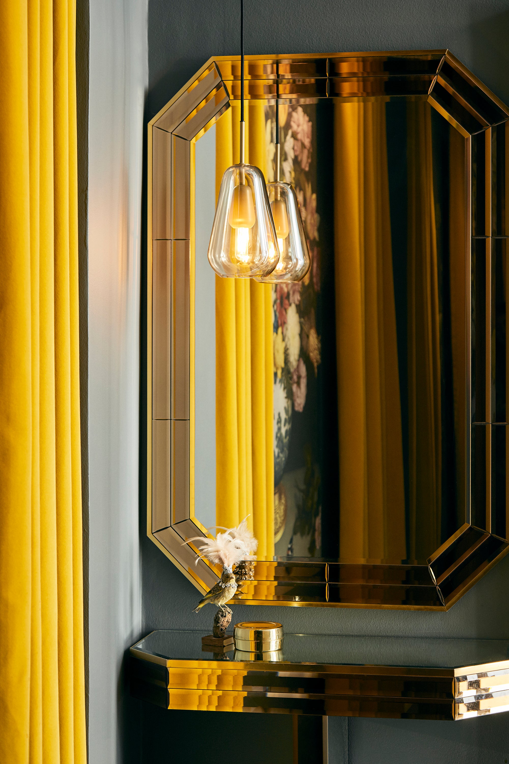 Lampa wisząca ANOLI złoty ze złotym szkłem – Nuura