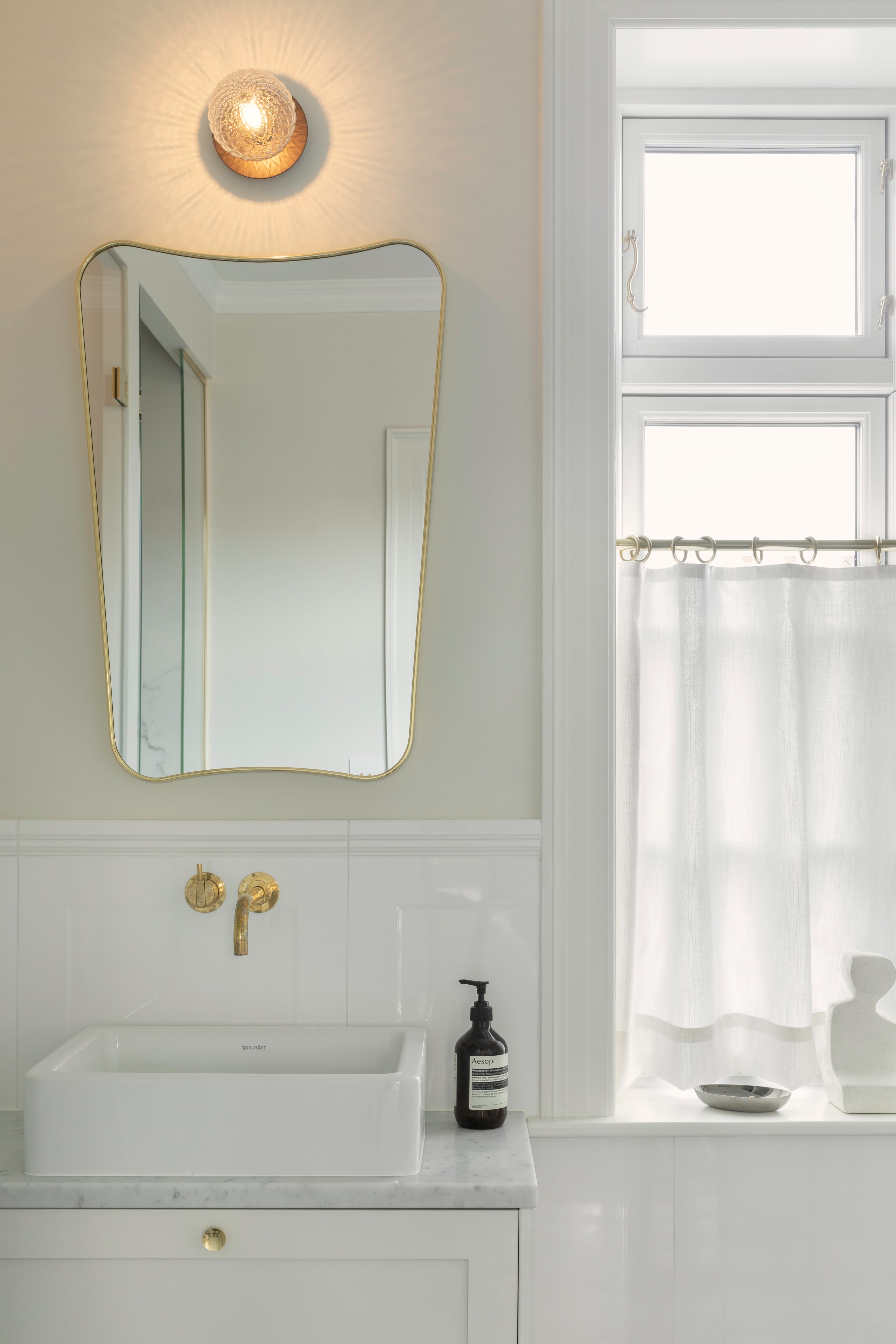 LIILA Recessed Wall Light in Dark Brown with Transparent Glass