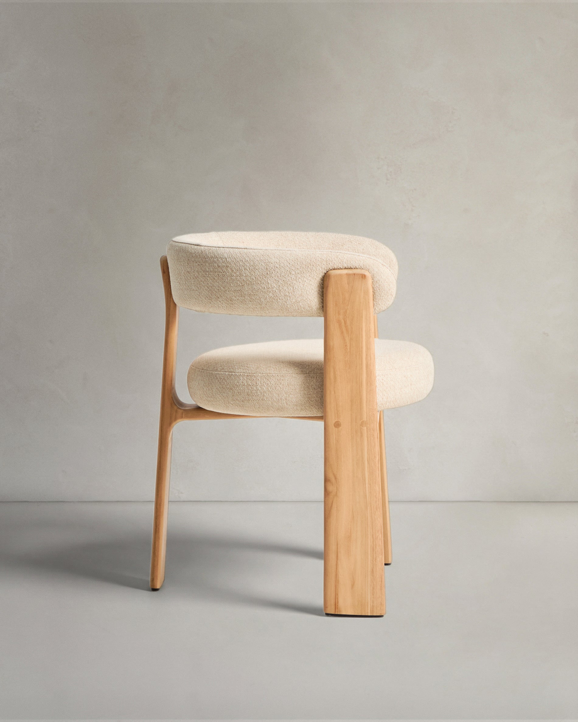 GRANITE Garden Chair in Beige with Solid Teak Wood Finish