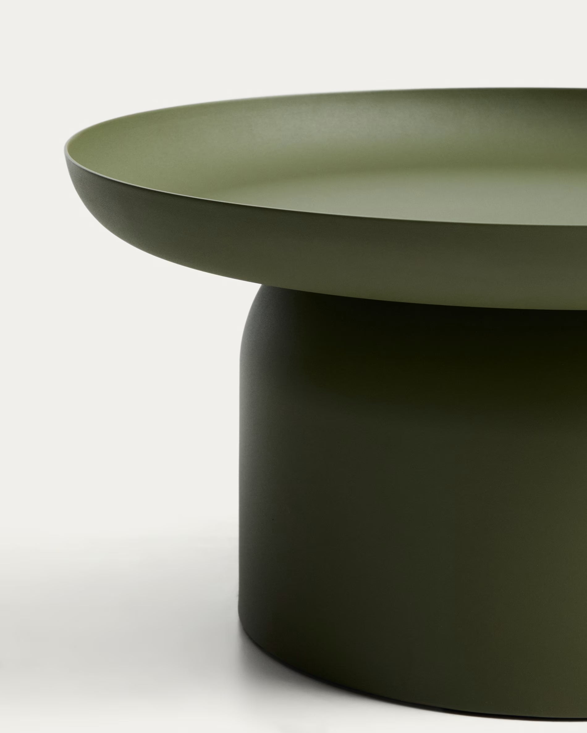 Stolik kawowy ogrodowy ARCOLA zielony – Kave Home