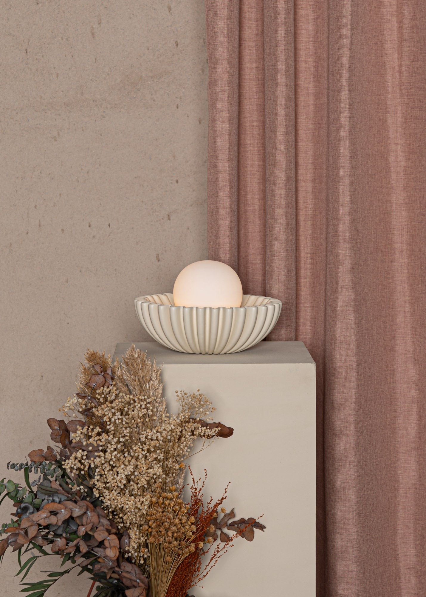 Tischlampe OSTRO ecru
