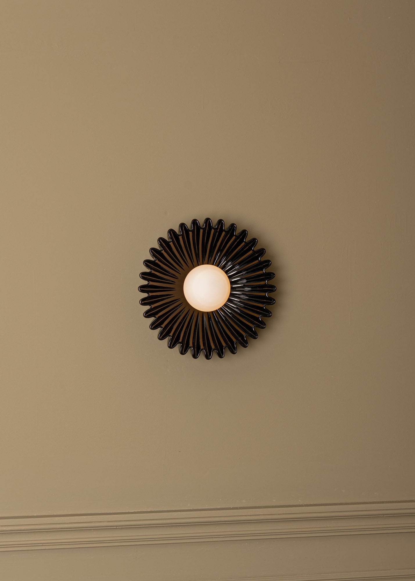 Kinkiet ceramiczny OSTRO czarny