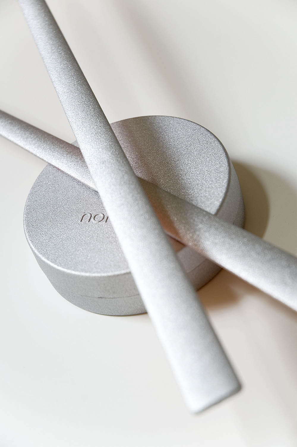 Zegar ścienny OJ srebrny