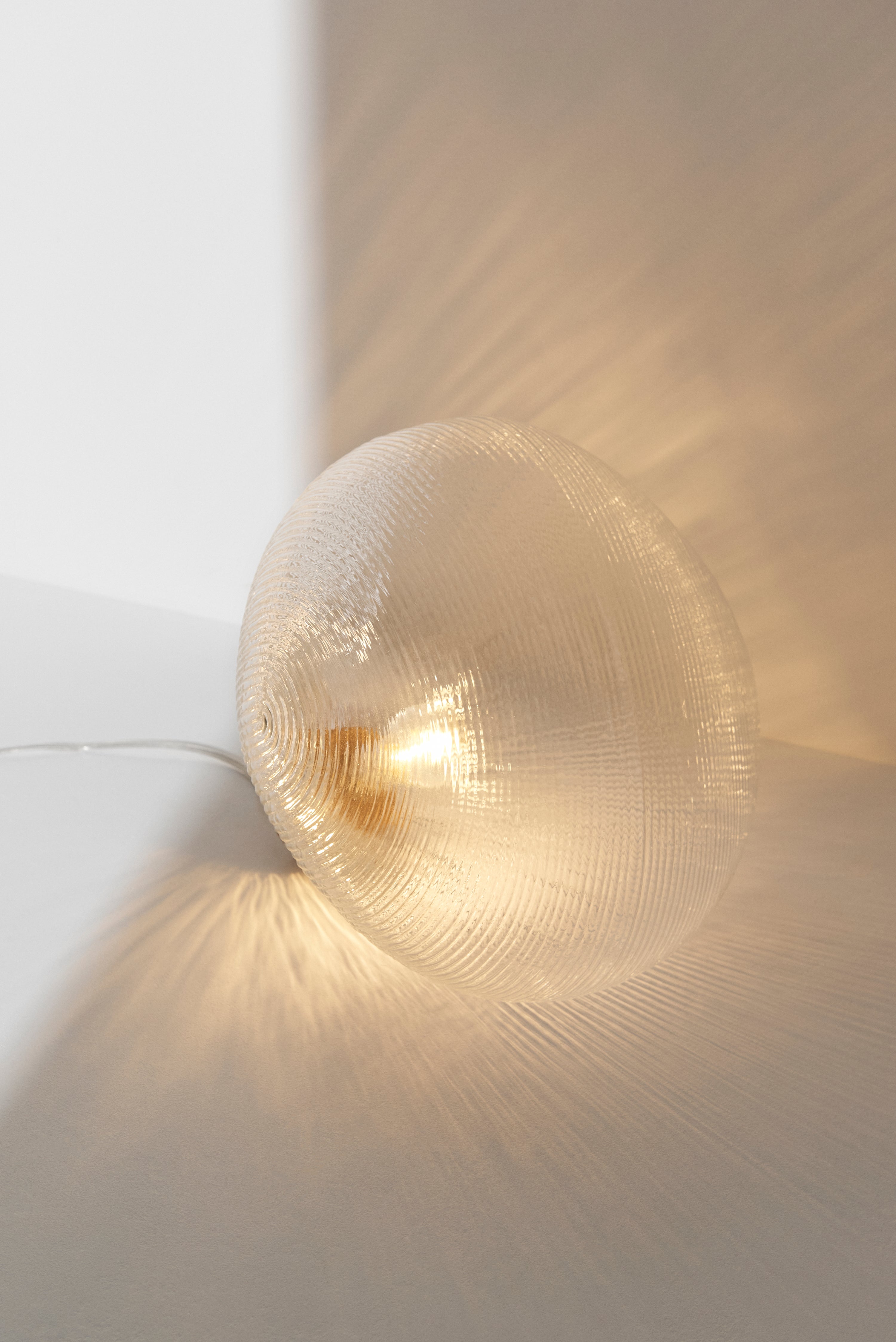 Lampa TIDELIGHT szkło – Petite Friture