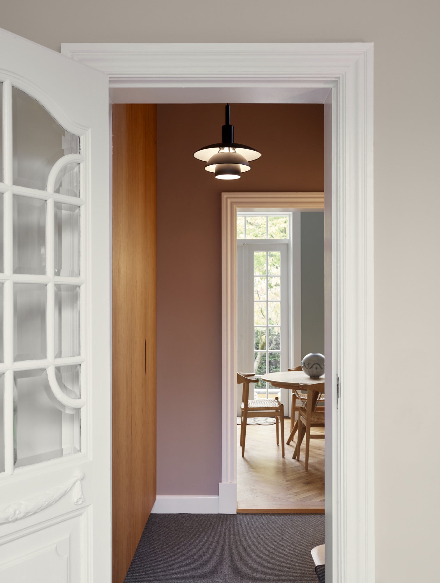 Lampa wisząca PH 3/3 biały z czarnym matowym wykończeniem