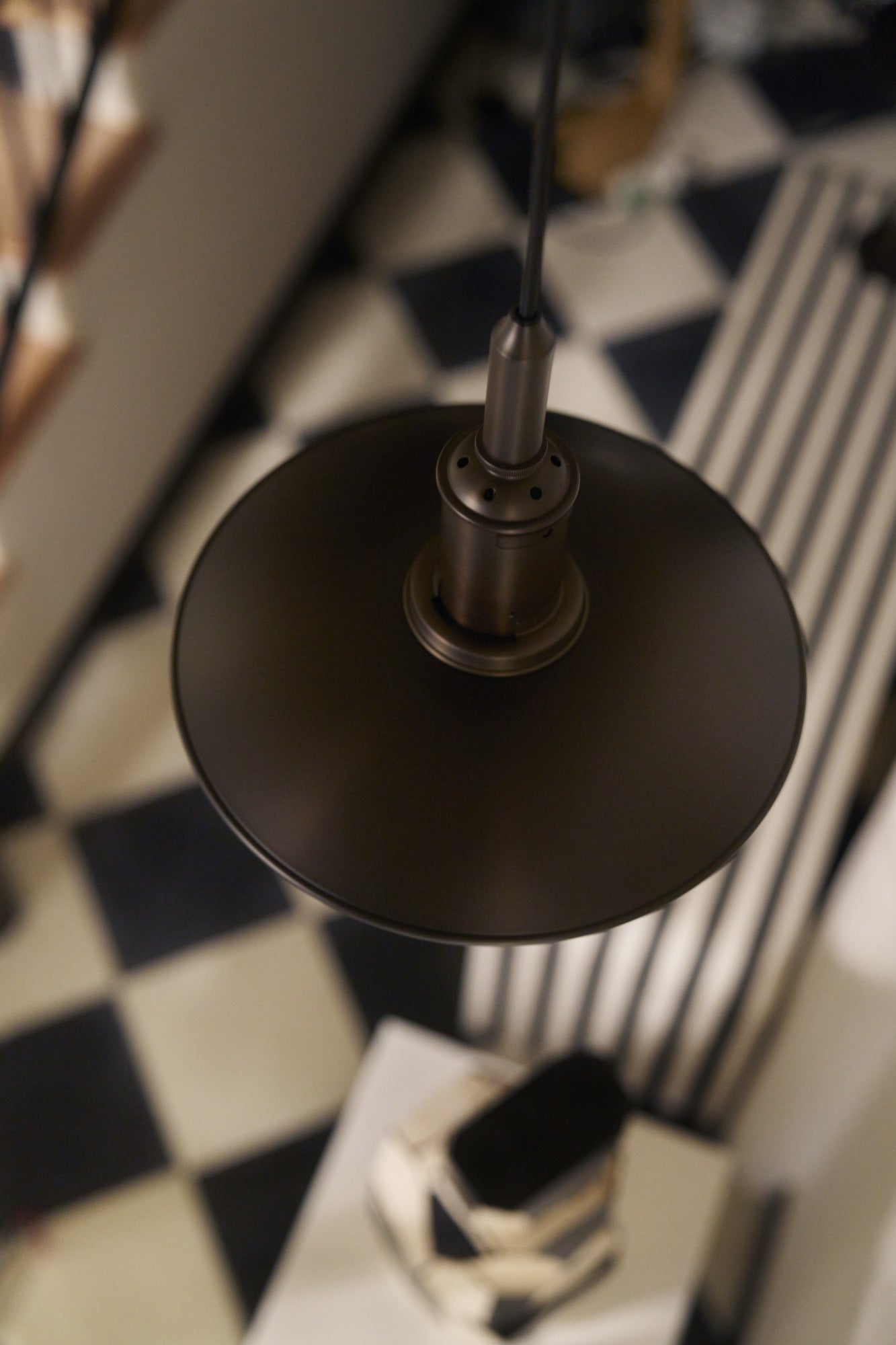 Lampa wisząca PH 3/3 biały z czarnym matowym wykończeniem