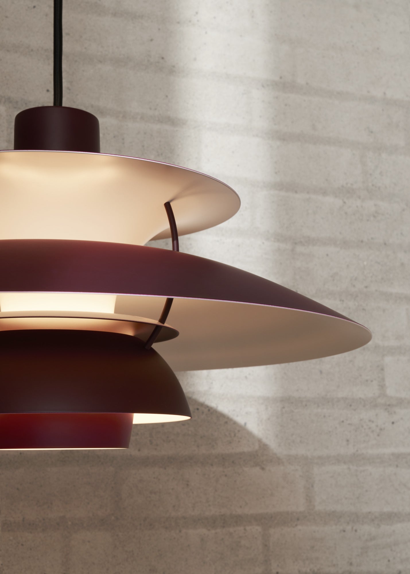 Lampa wisząca PH 5 monochromatyczny burgundowy