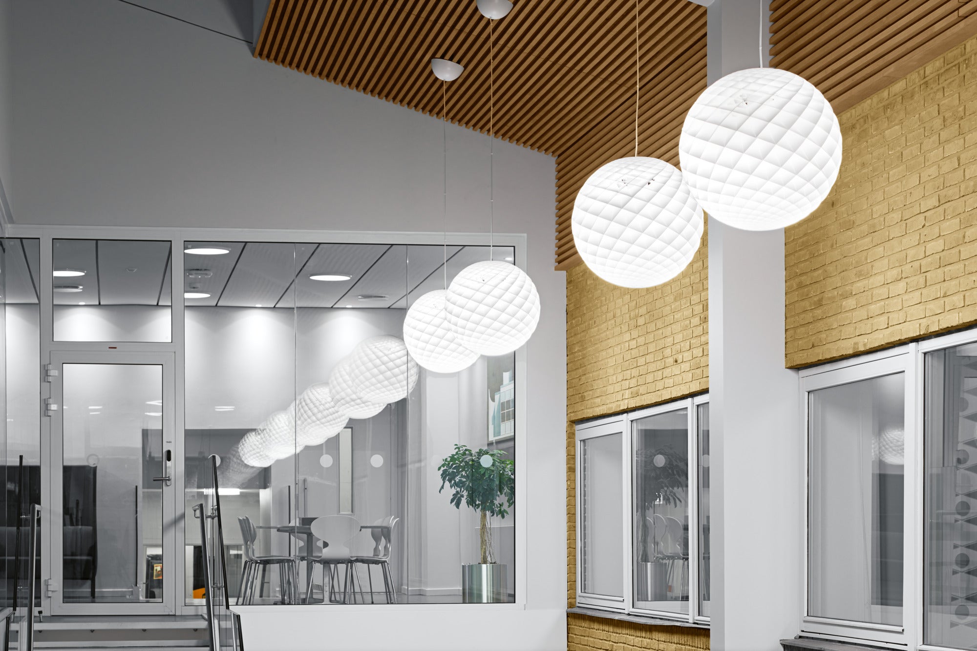 Lampa wisząca PATERA biały