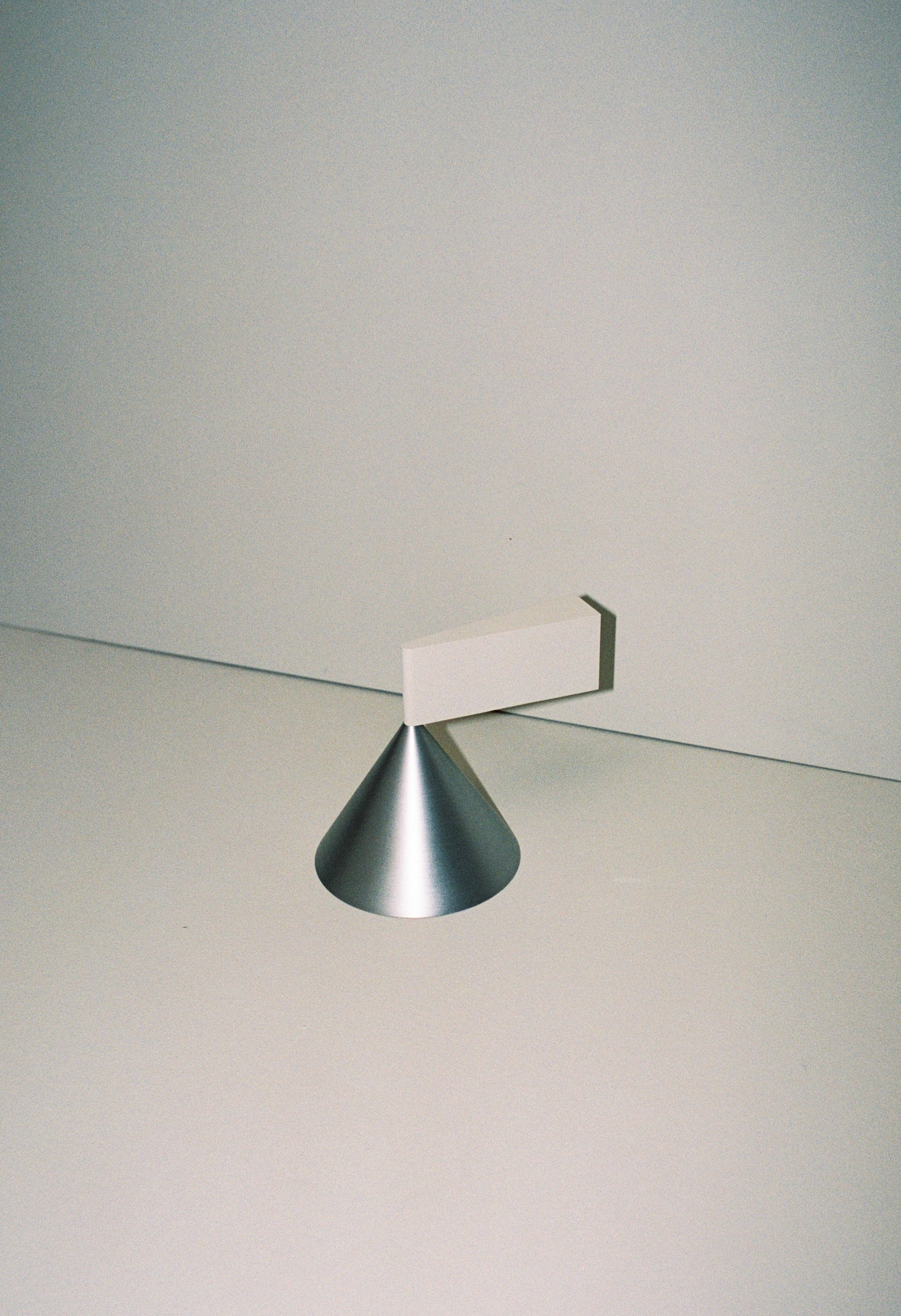 Lampa ścienna APOLLO biały