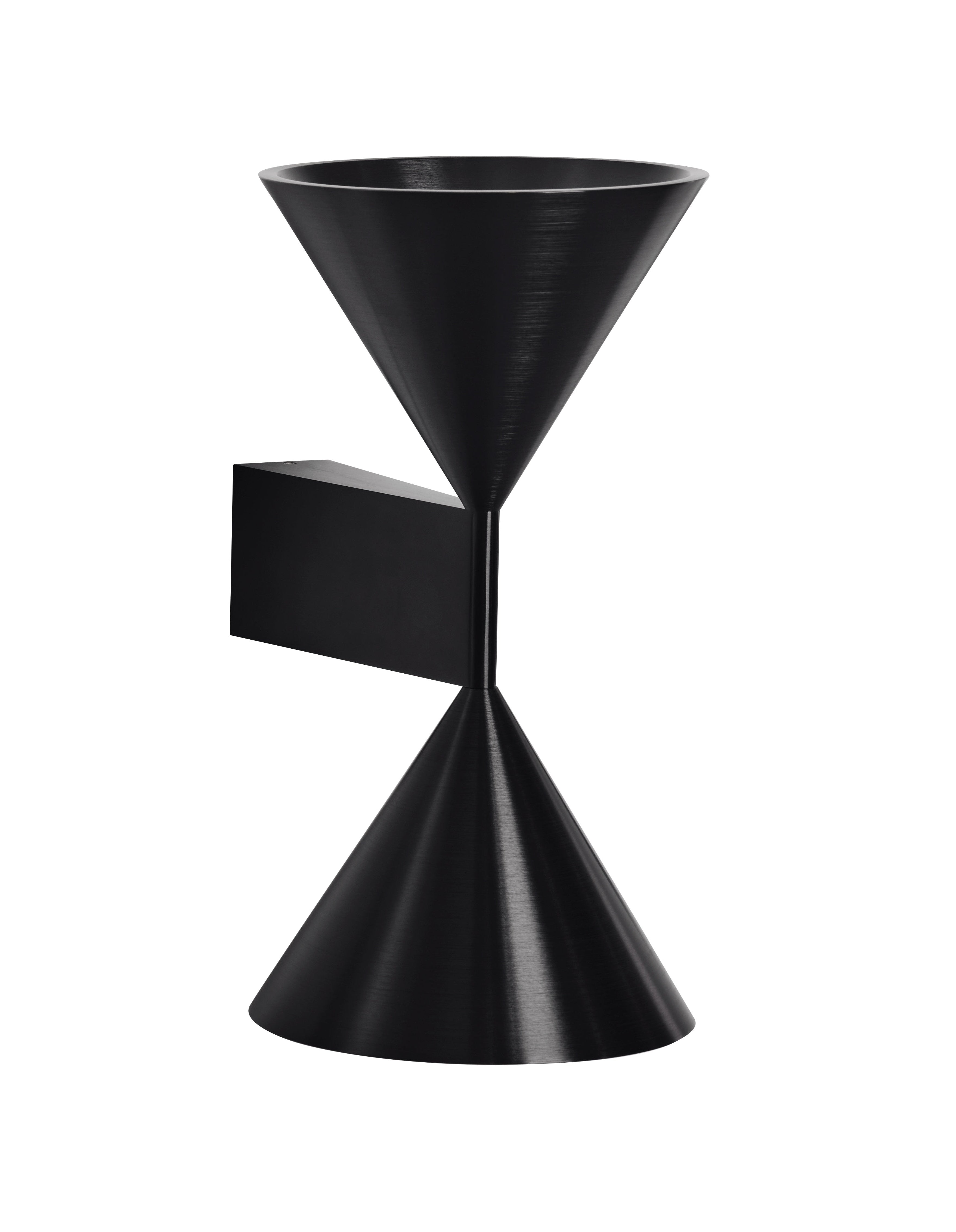 APOLLO GRAND Black Wall Lamp