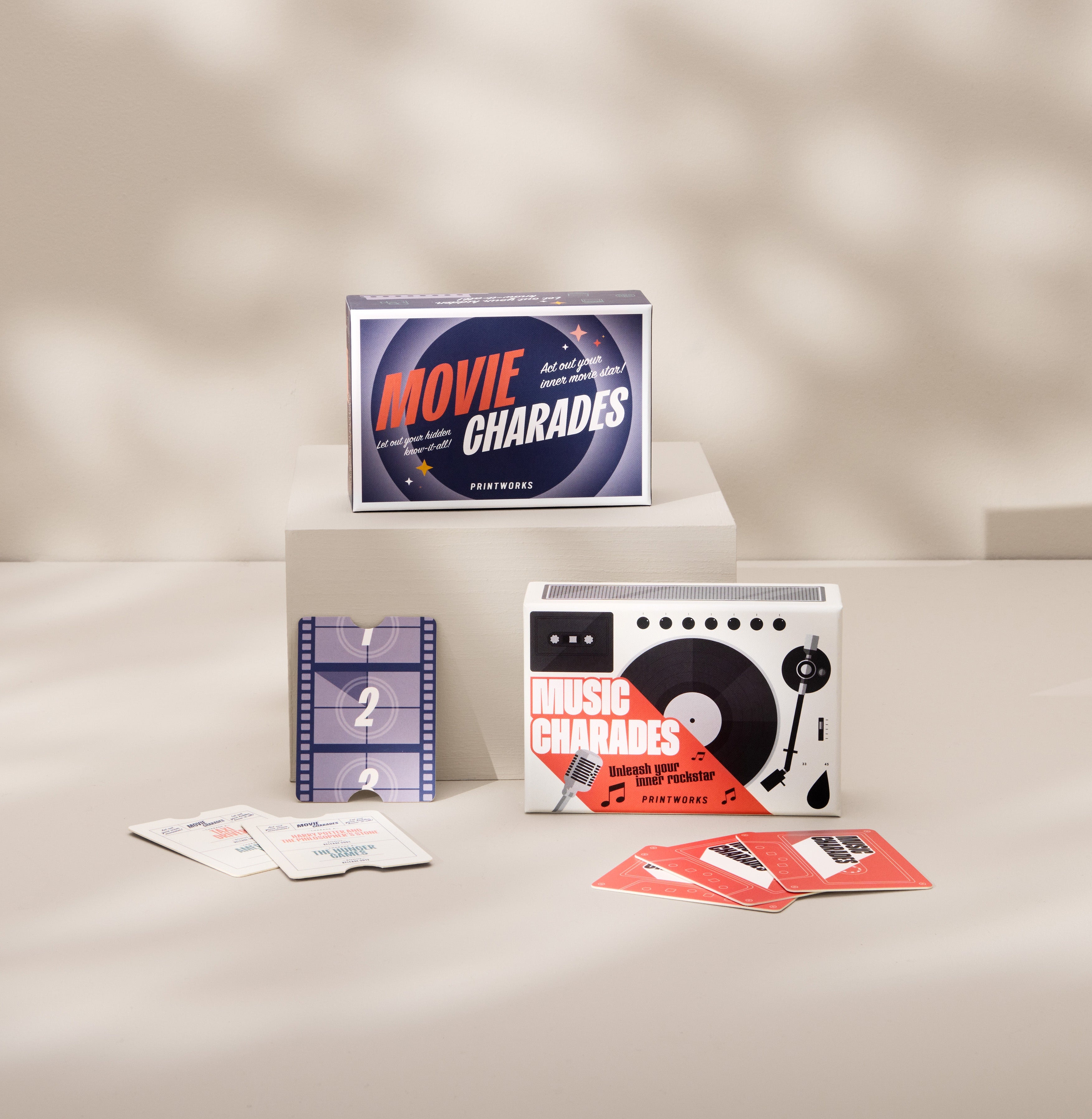 Gra filmowe kalambury MOVIE CHARADES granatowy z białym