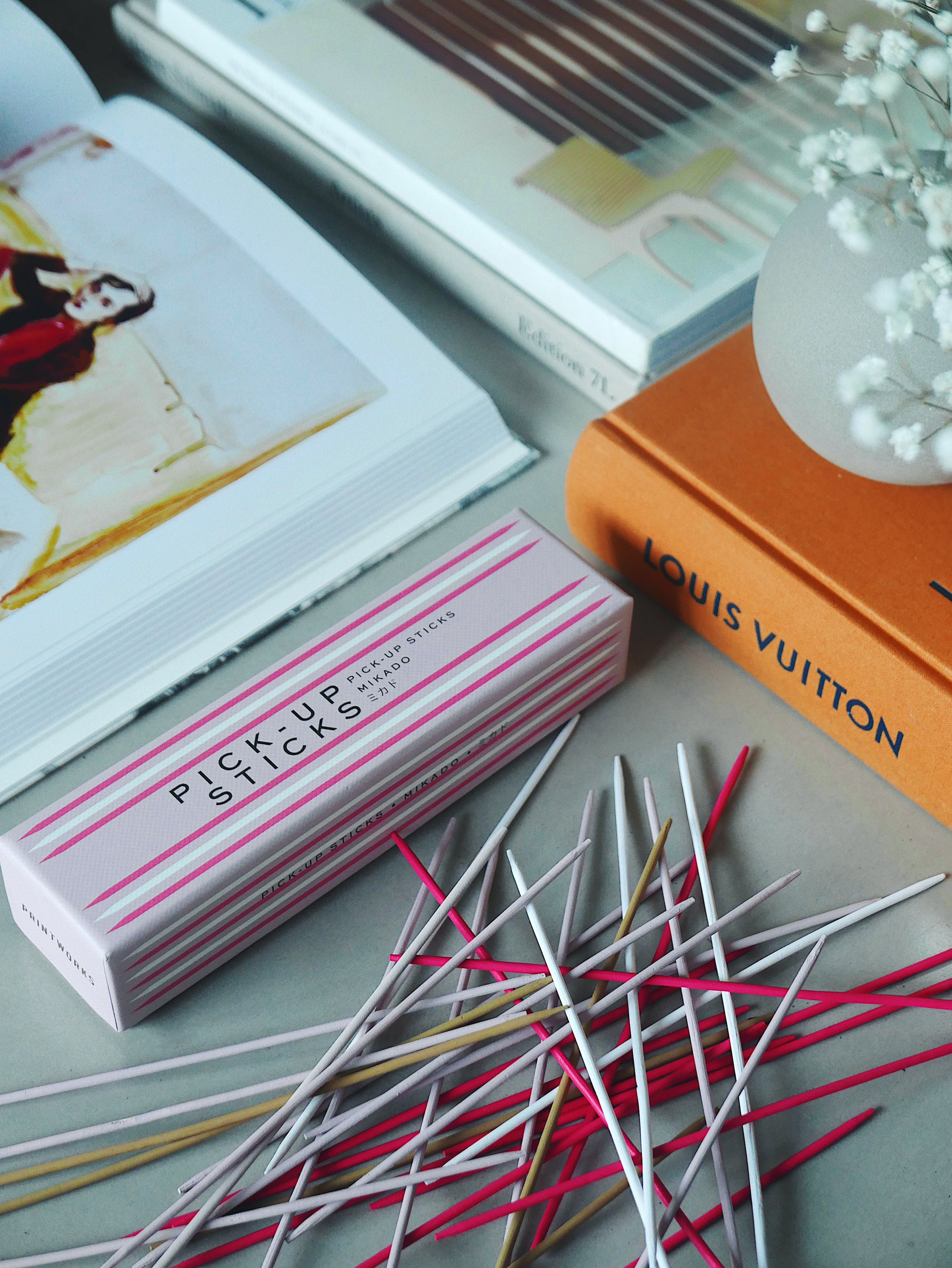 Gra bierki PICK UP STICKS różowy z czerwonym