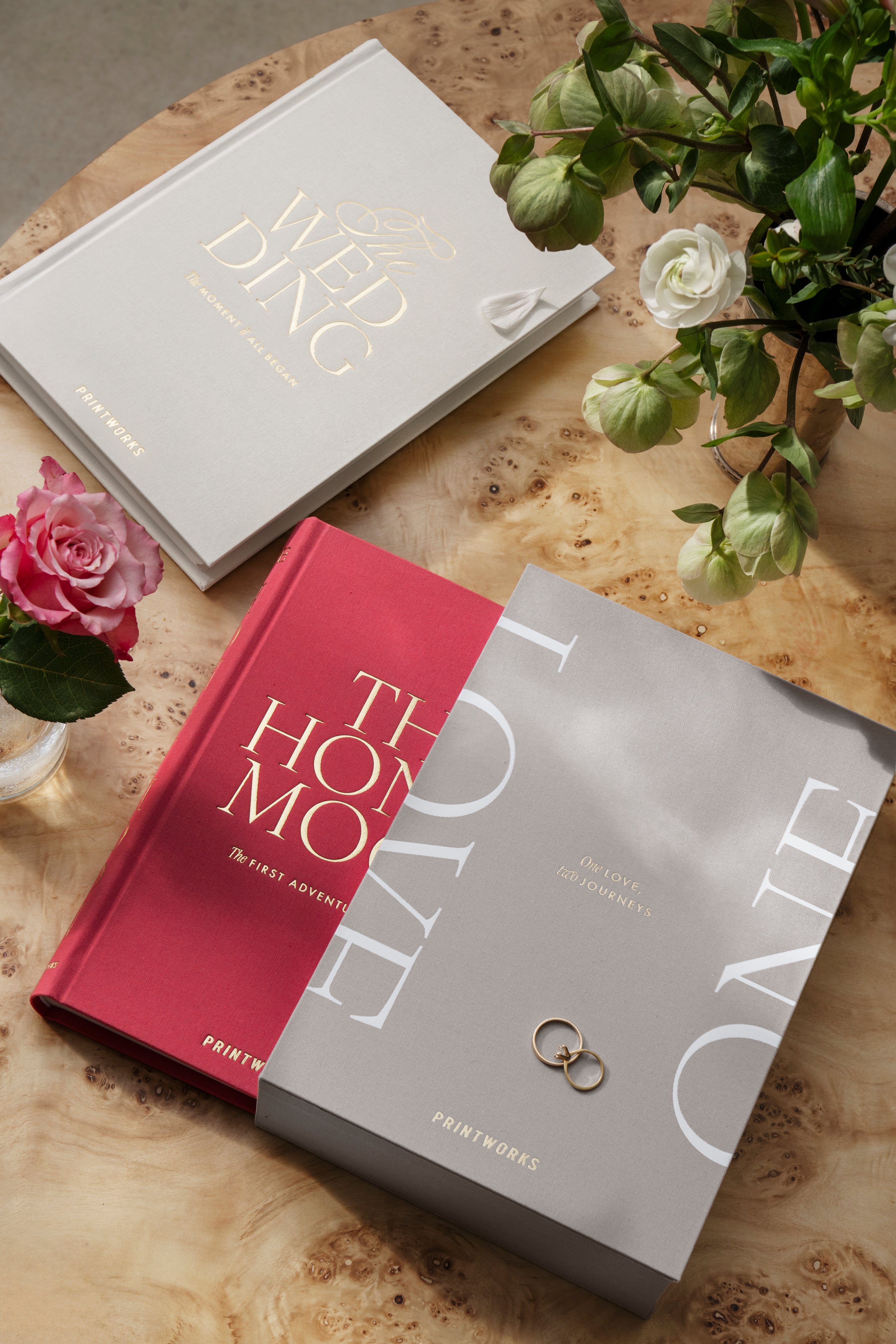 Zestaw albumów na zdjęcia ONE LOVE beżowy z czerwonym