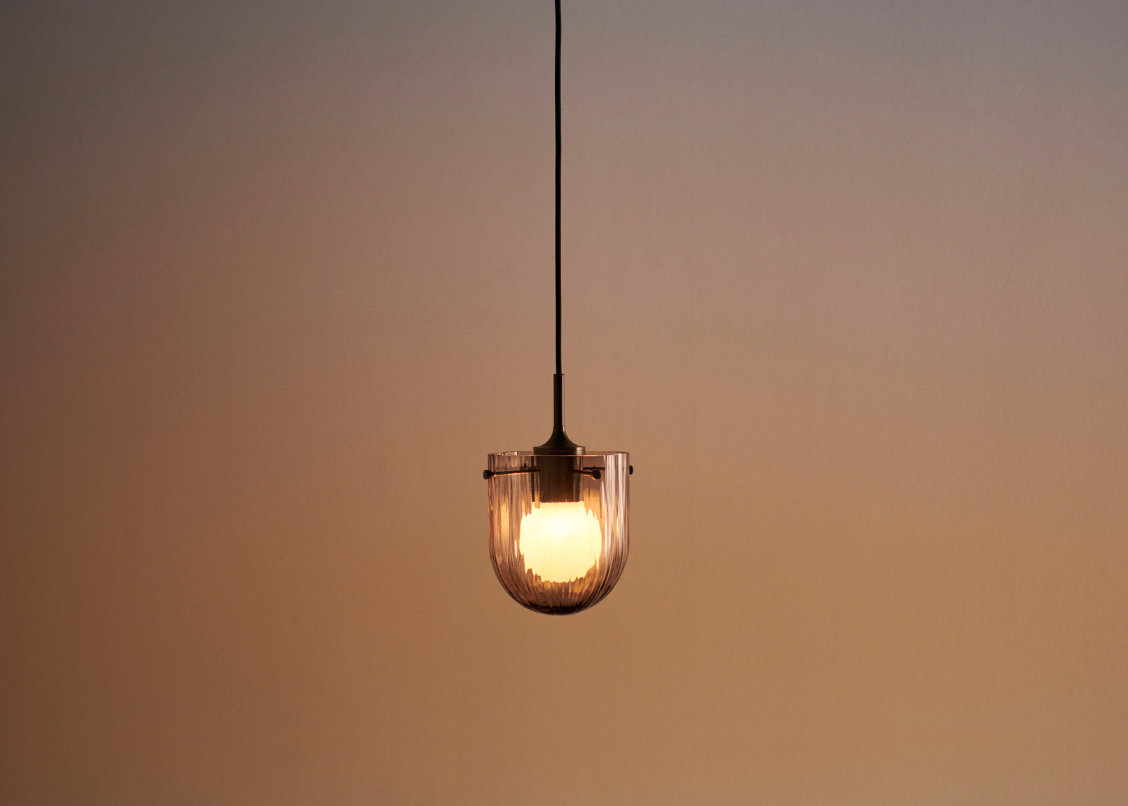 Lampa wisząca SEINE dymione szkło