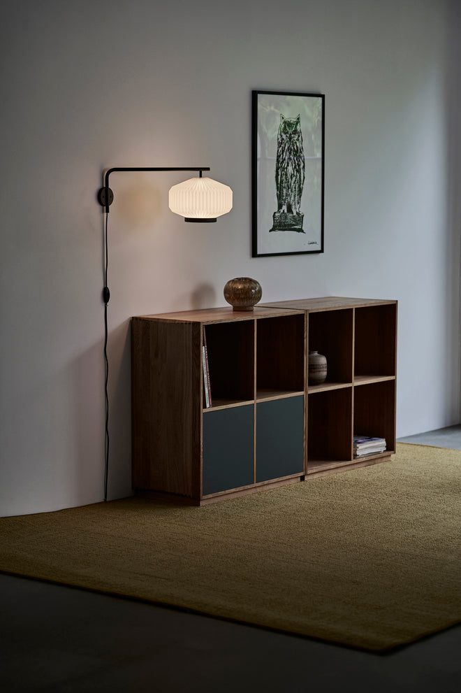 Lampa ścienna MODEL 286 SHIBUI biały z czarną podstawą