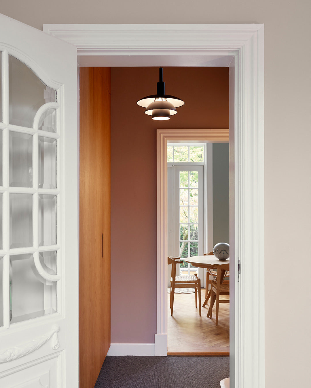 Lampa wisząca PH 3/3 biały z czarnym matowym wykończeniem