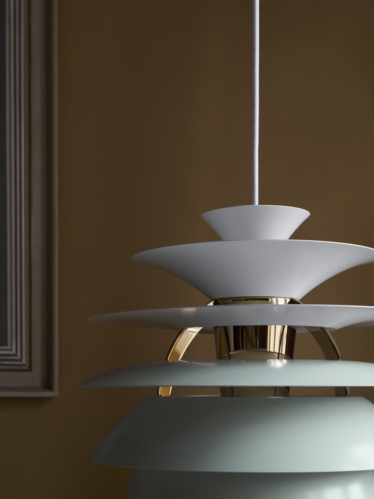 Lampa wisząca PH SNOWBALL brudny zielony z mosiężnym wykończeniem