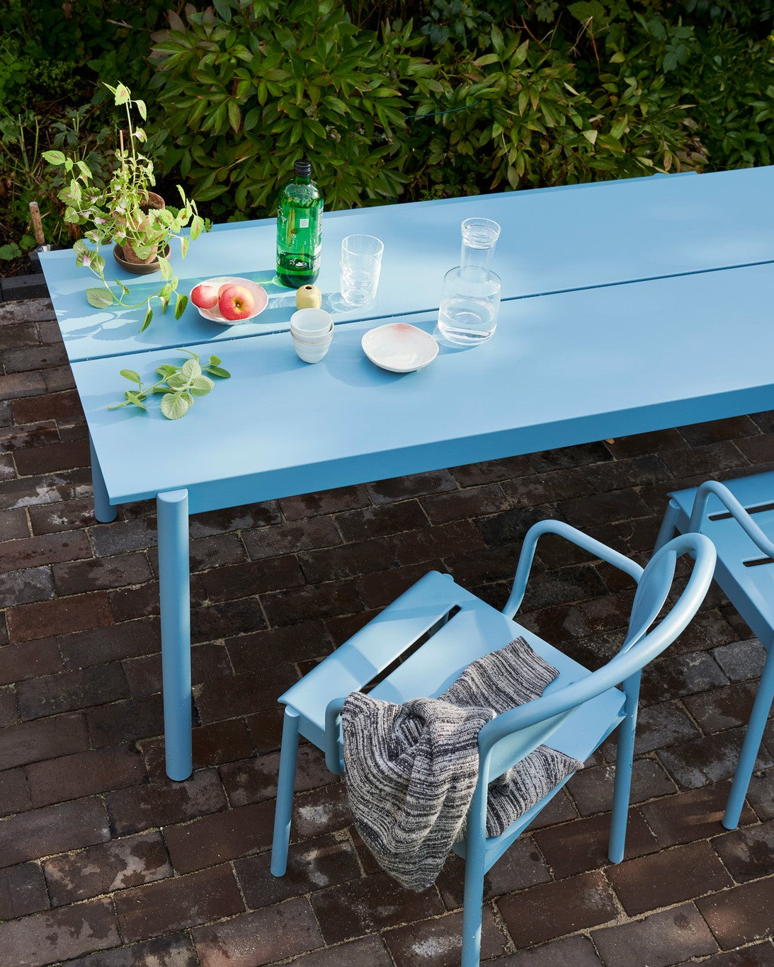 LINEAR blue steel armchair outdoor [Amelia]