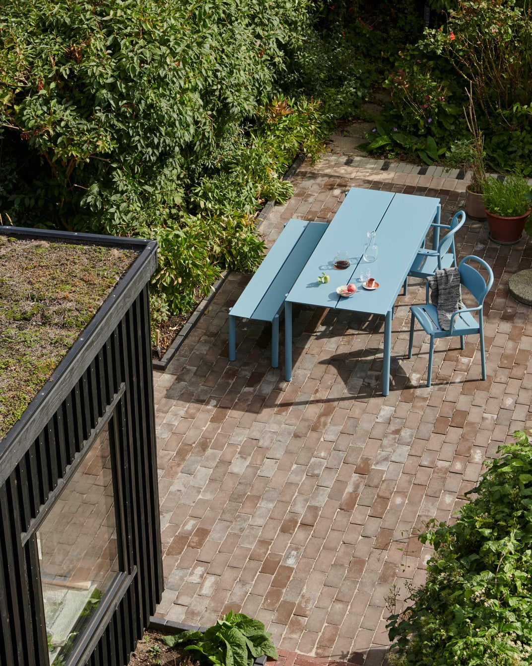 LINEAR blue steel armchair outdoor [Amelia]
