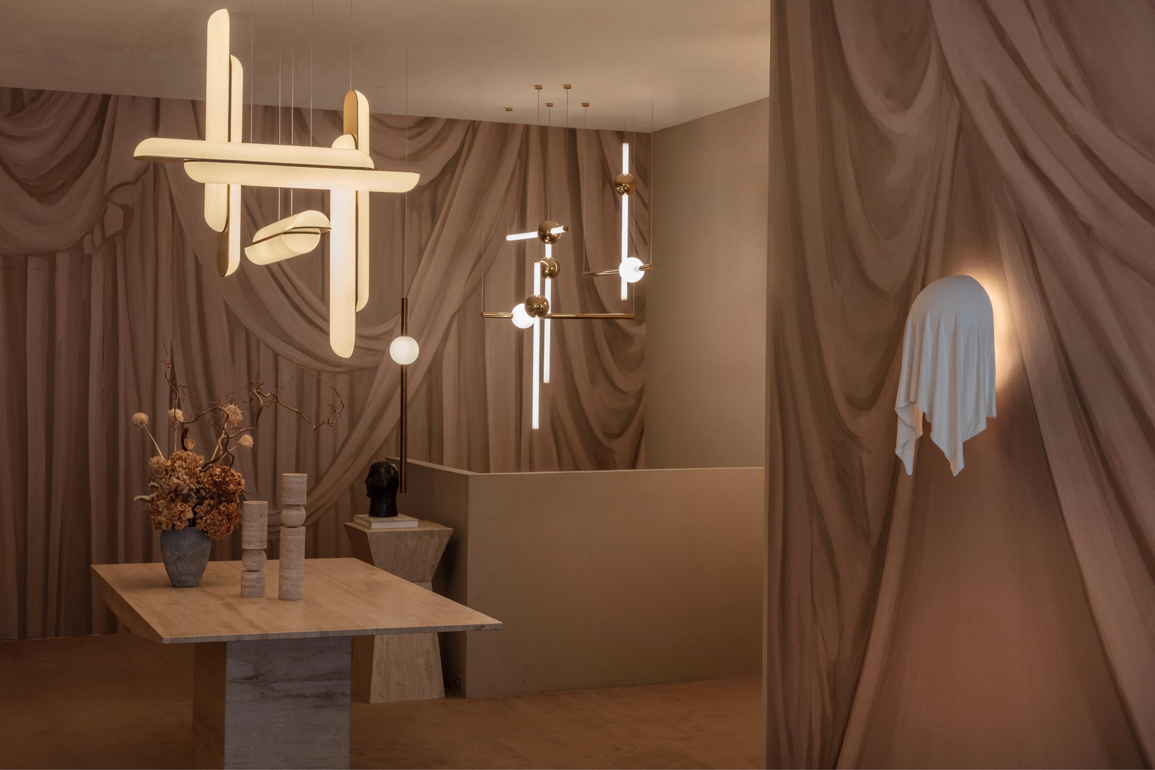 Lampa ścienna REQUIEM tkanina i gips