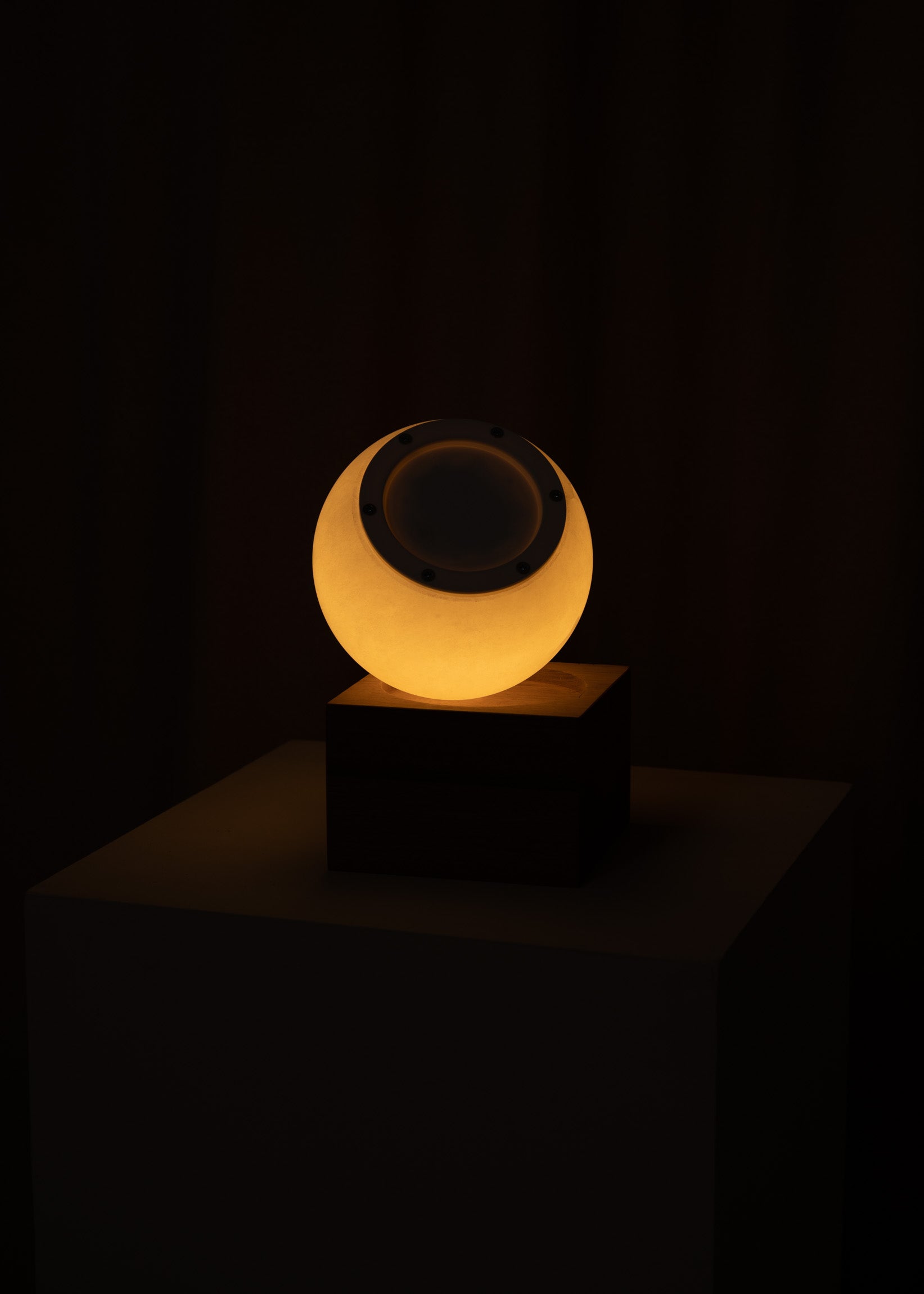 Portable Lamp AUGURISTO White Alabaster