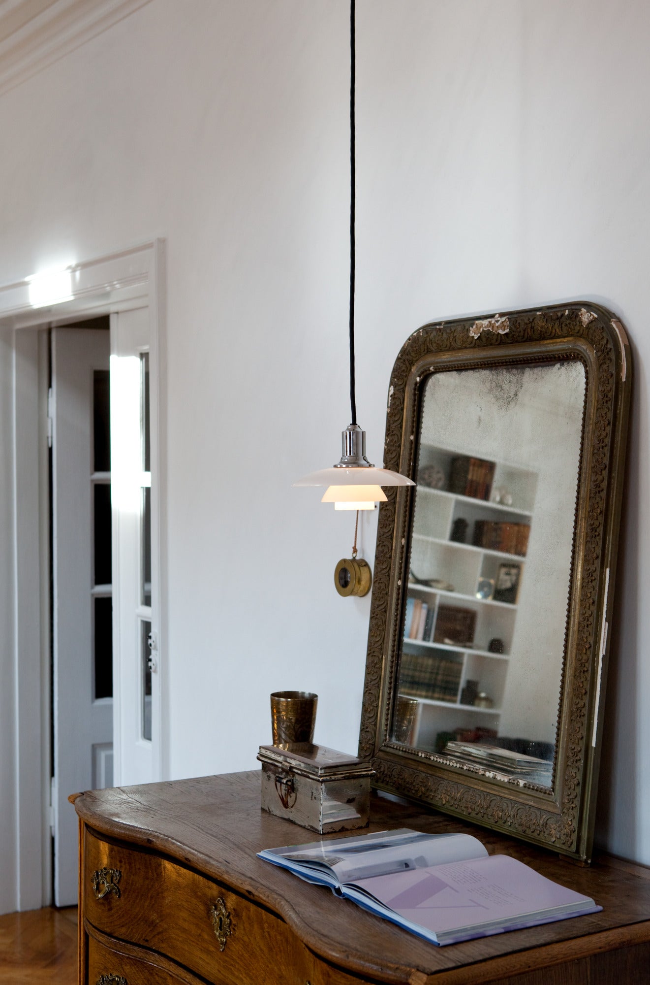 Lampa wisząca PH 2/1 biały z chromowanym wykończeniem