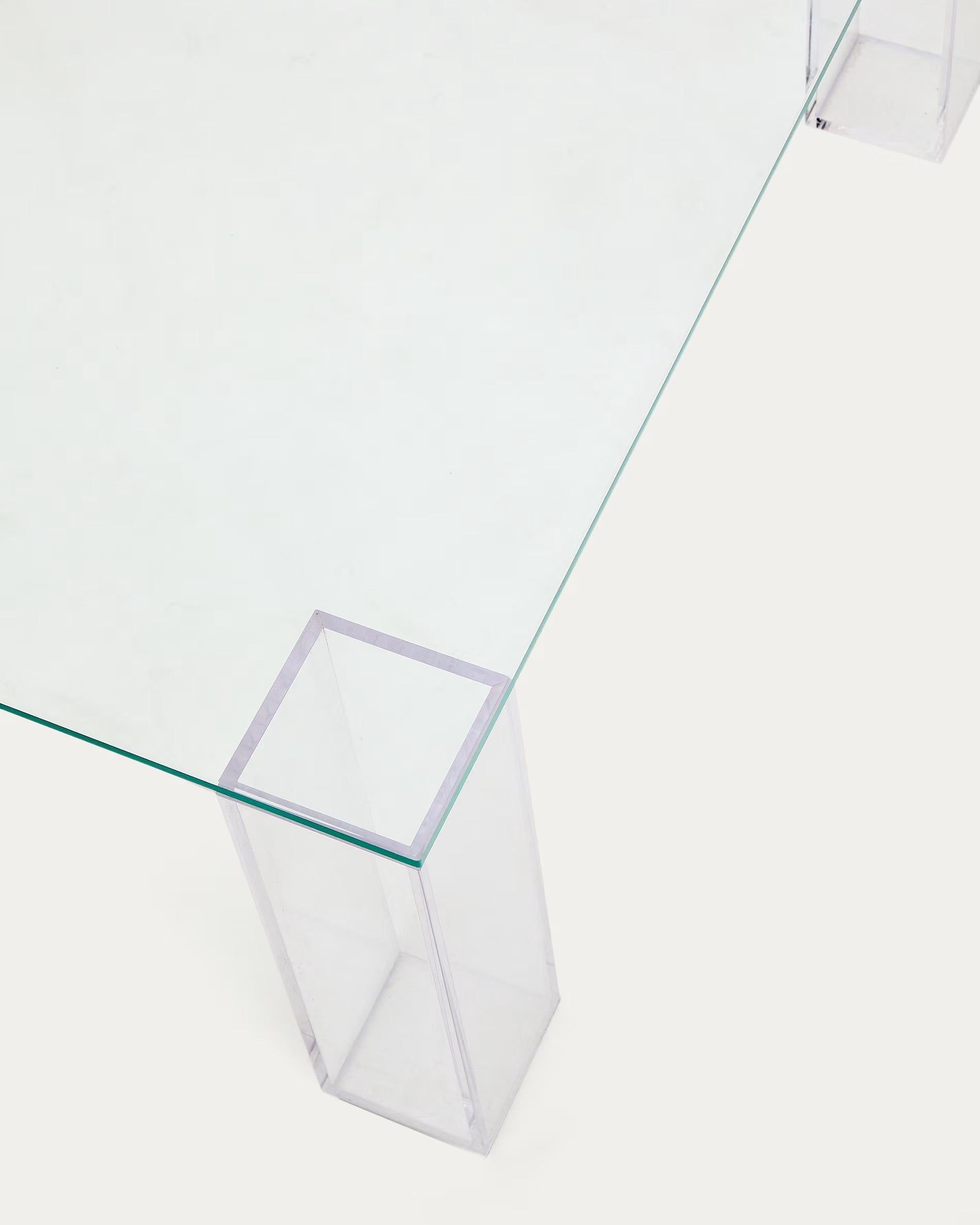 Stolik kawowy kwadratowy ADULARIA transparentne szkło hartowane