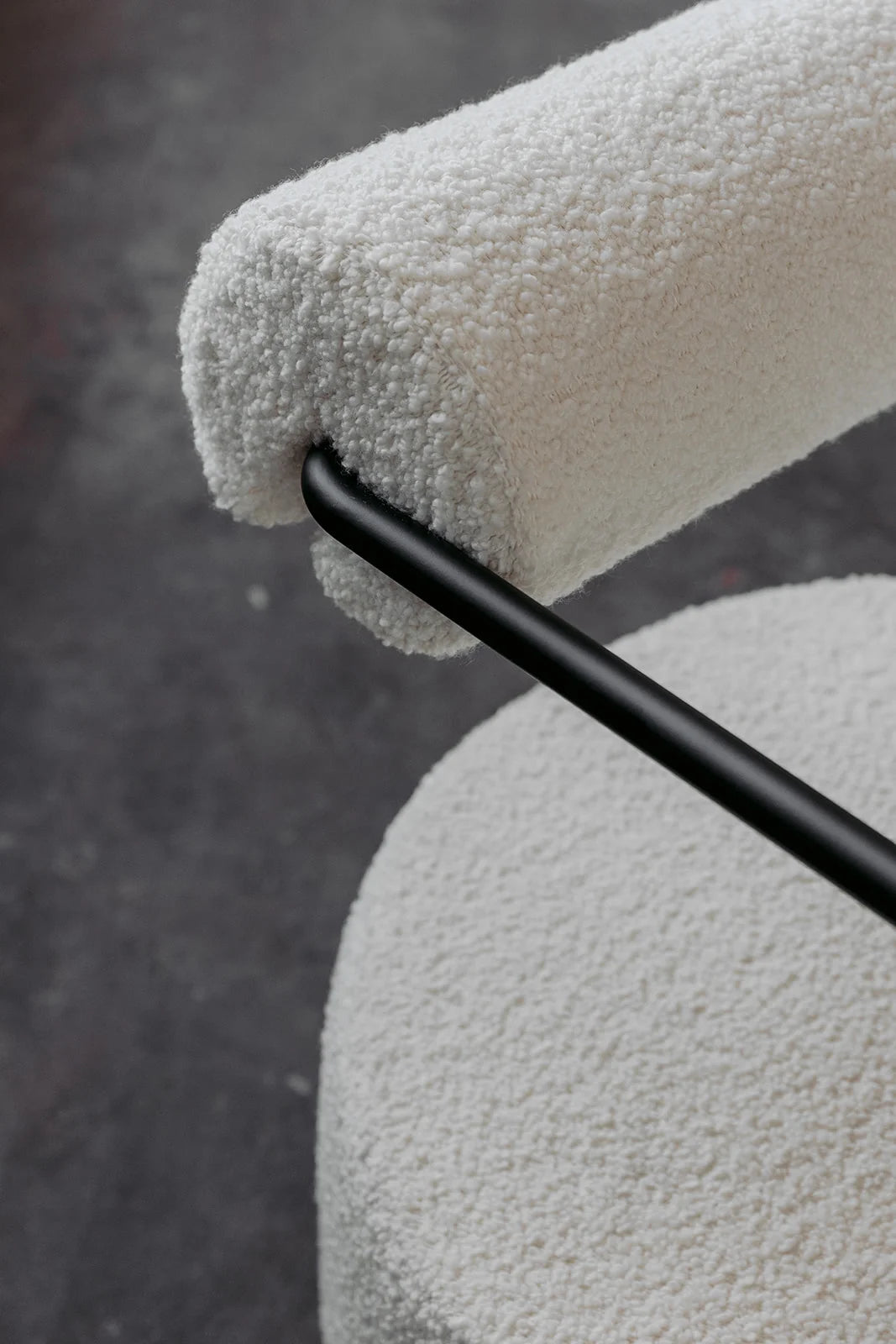 Fotel SAFFRON tapicerowany