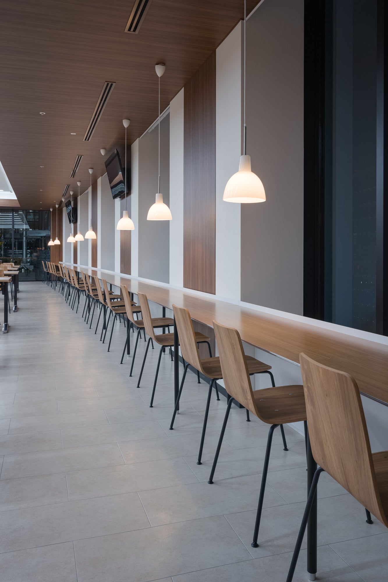 Lampa wisząca TOLDBOD GLASS biały