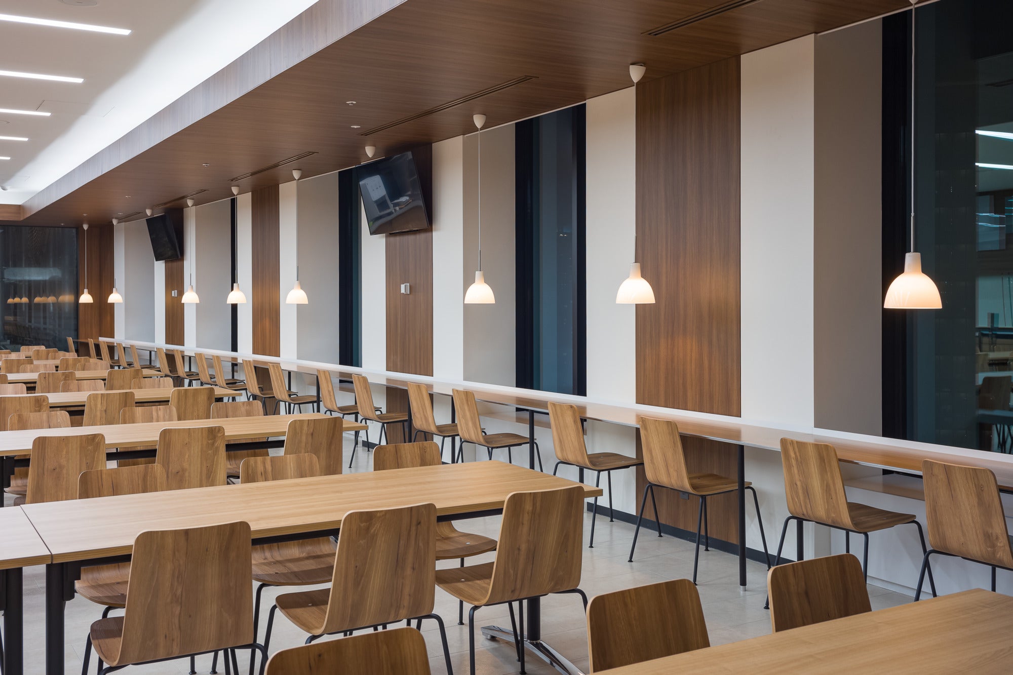 Lampa wisząca TOLDBOD GLASS biały