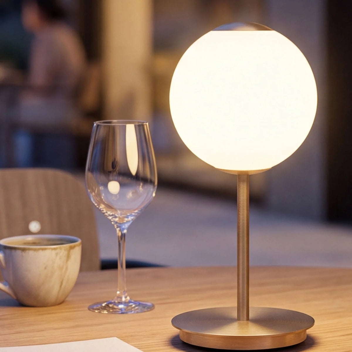 Lampa przenośna AUDREY MOVE biały ze złotą wstawką