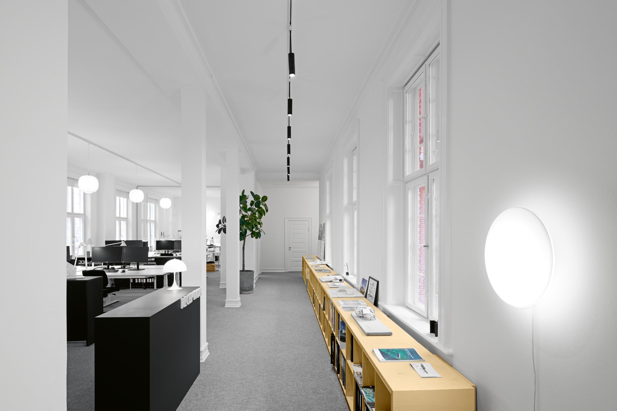 Lampa stołowa NJP biały