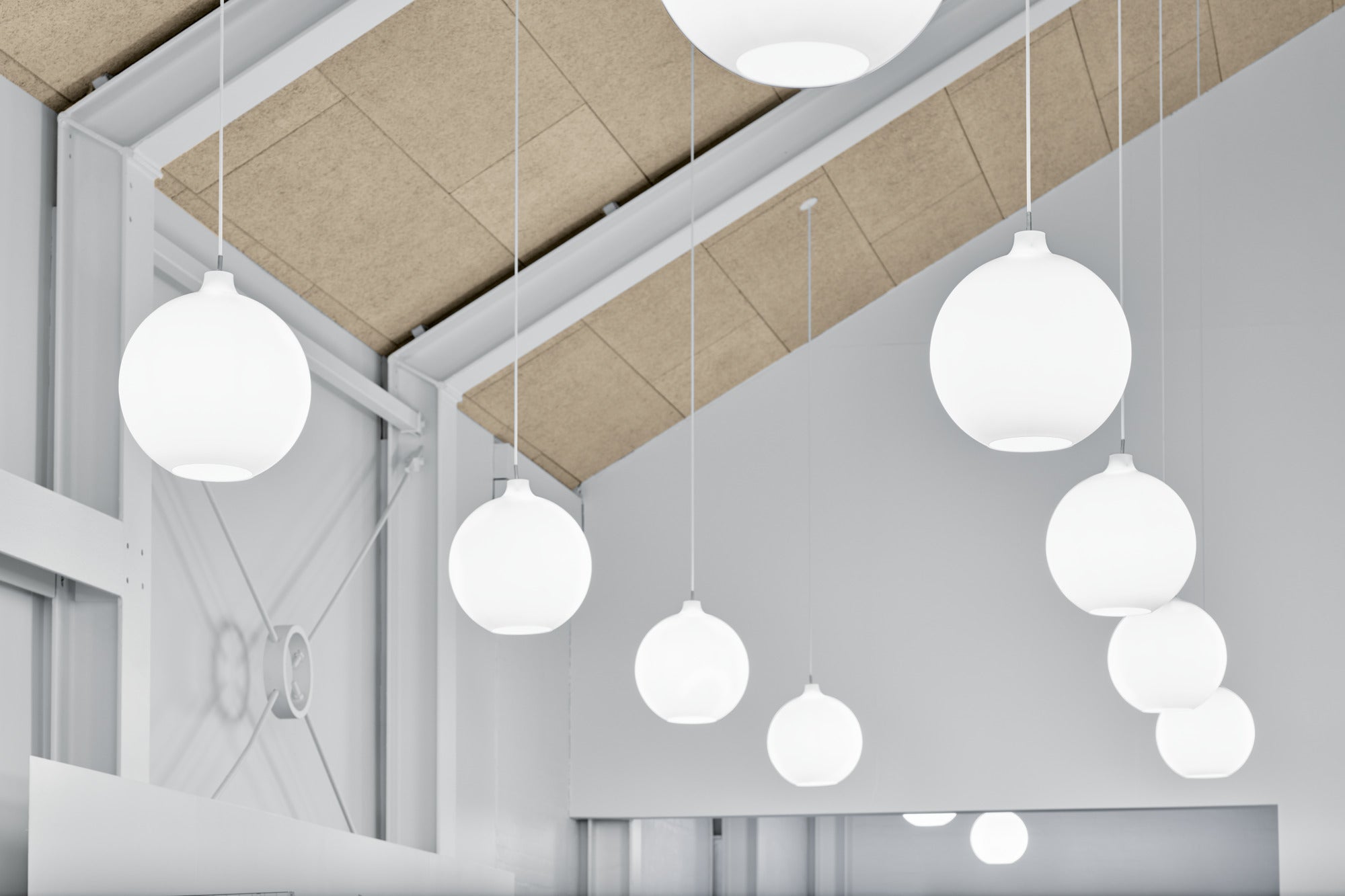 Lampa wisząca WOHLERT białe szkło