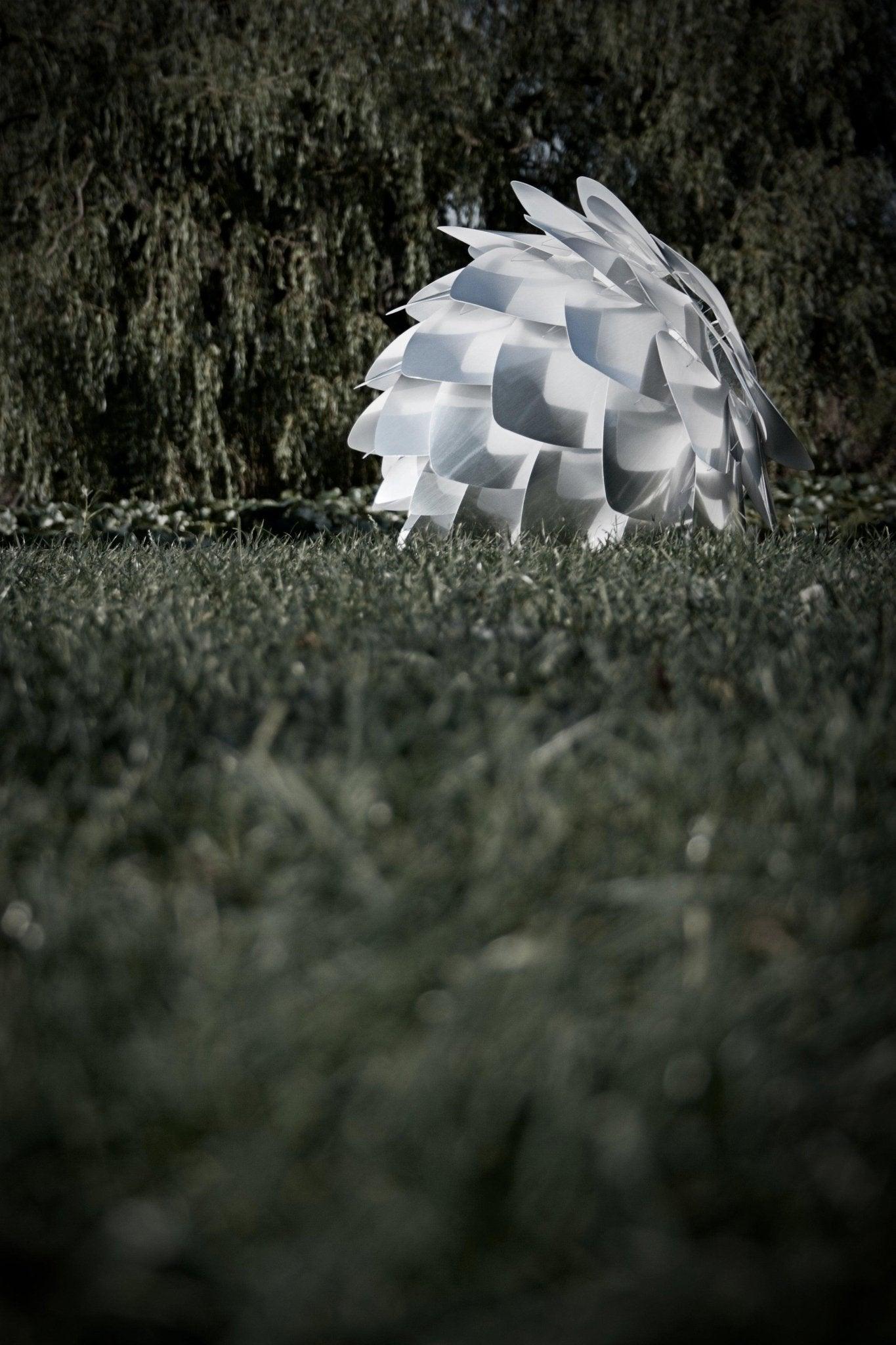 Abażur SILVIA srebrny UMAGE    Eye on Design