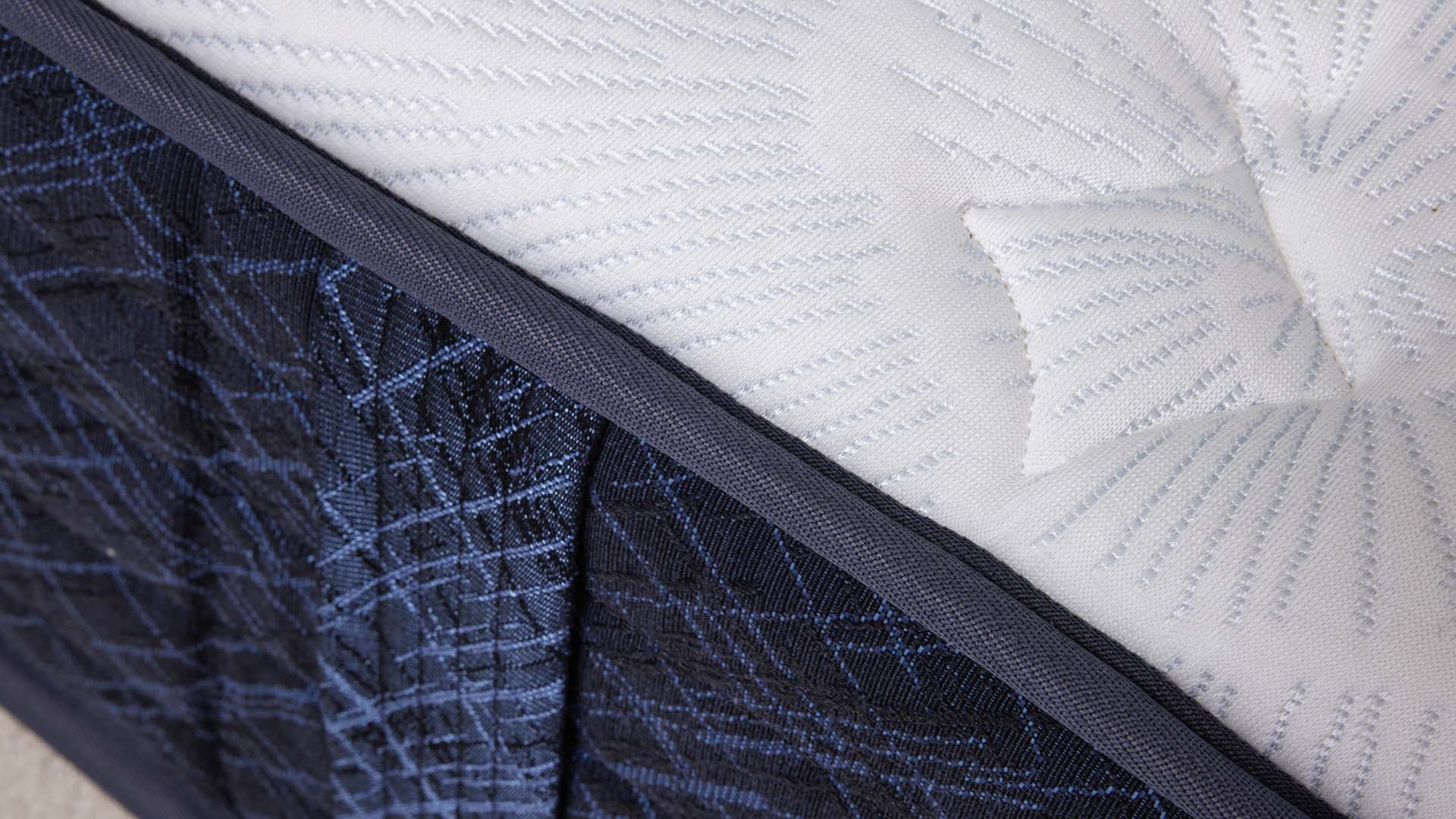 ADORING NIGHT Foam Mattress