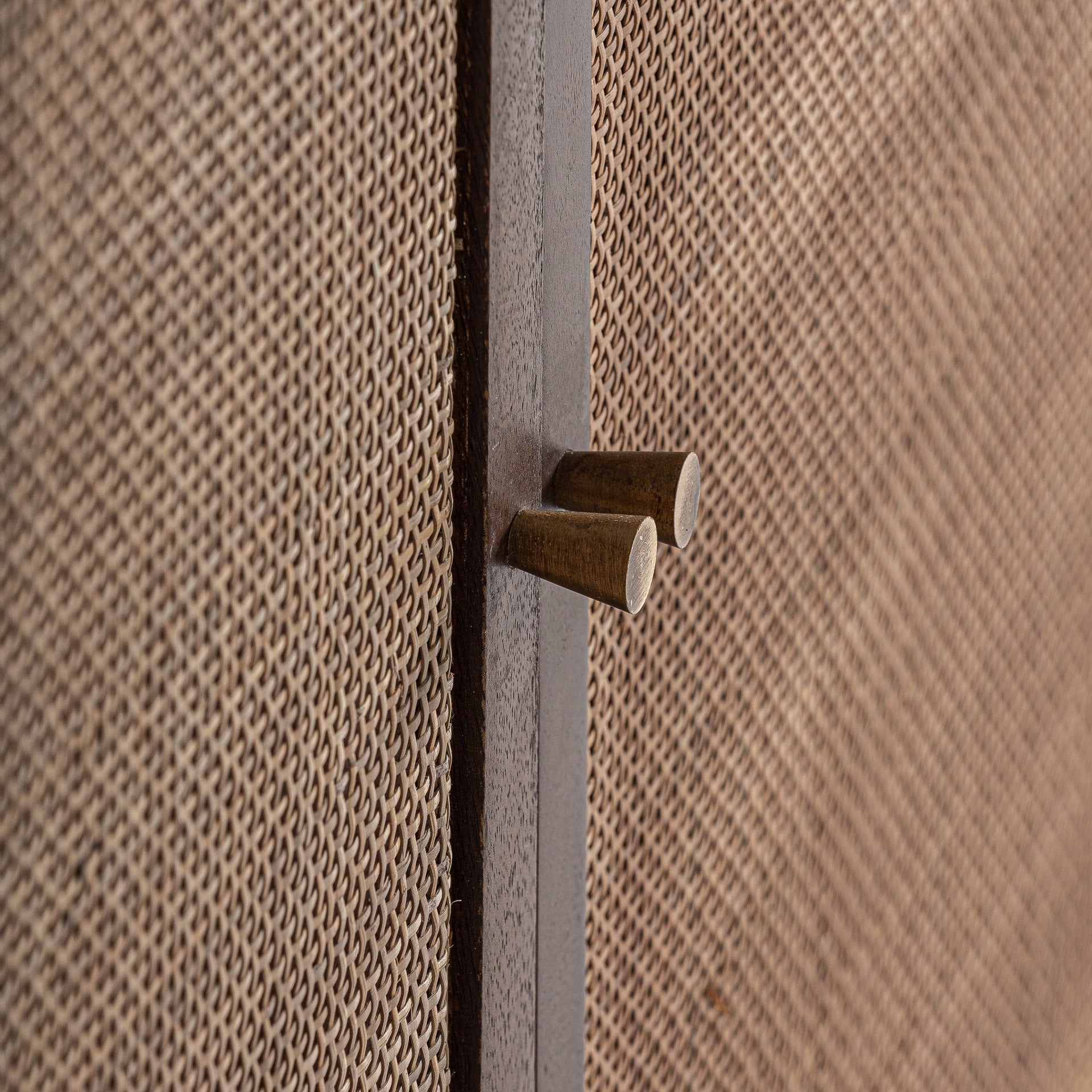 GONDORF Rounded Chest of Drawers Mango Wood