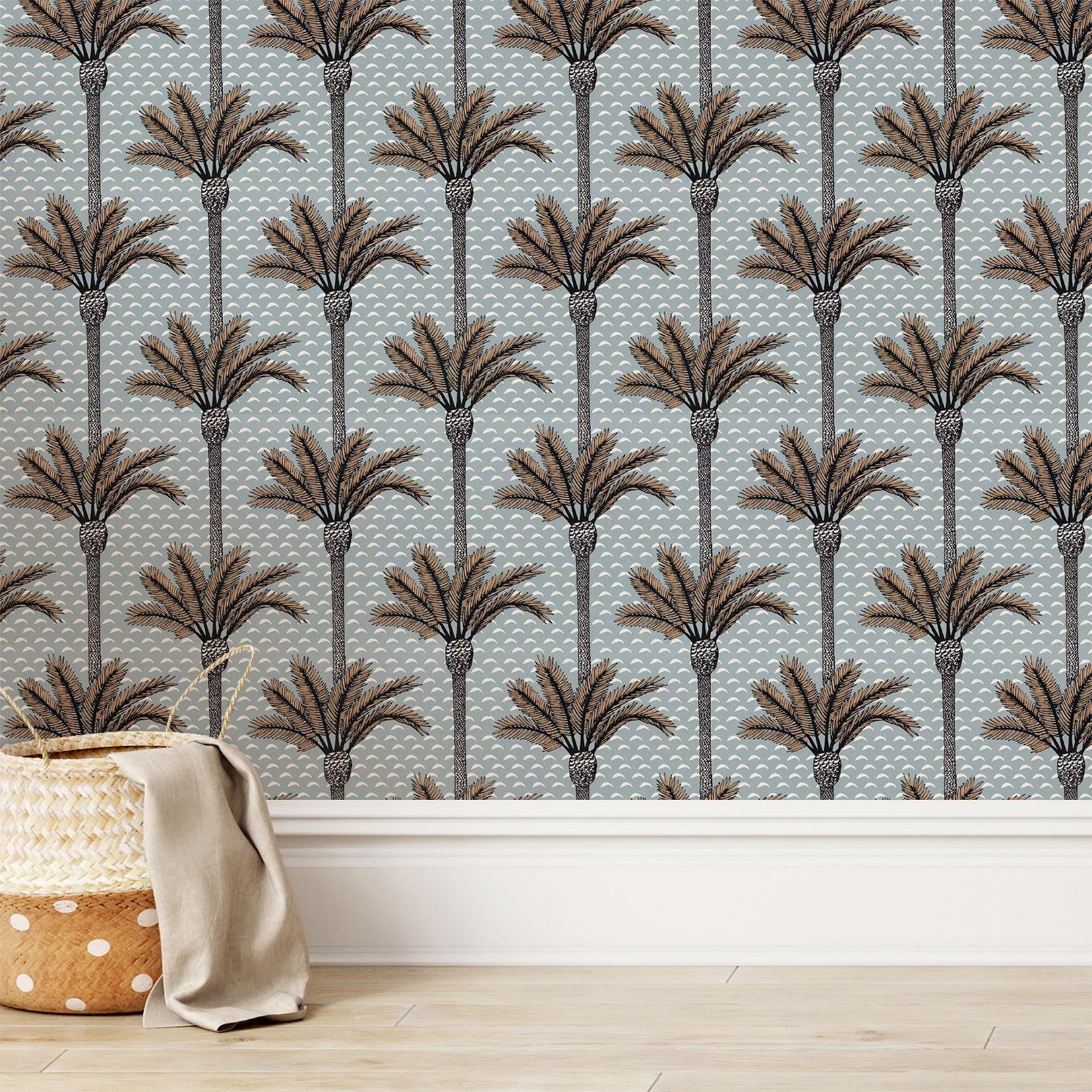 Structural wallpaper with a plant motif in palm trees ATLAS - PIERRE BLEUE light blue with brown