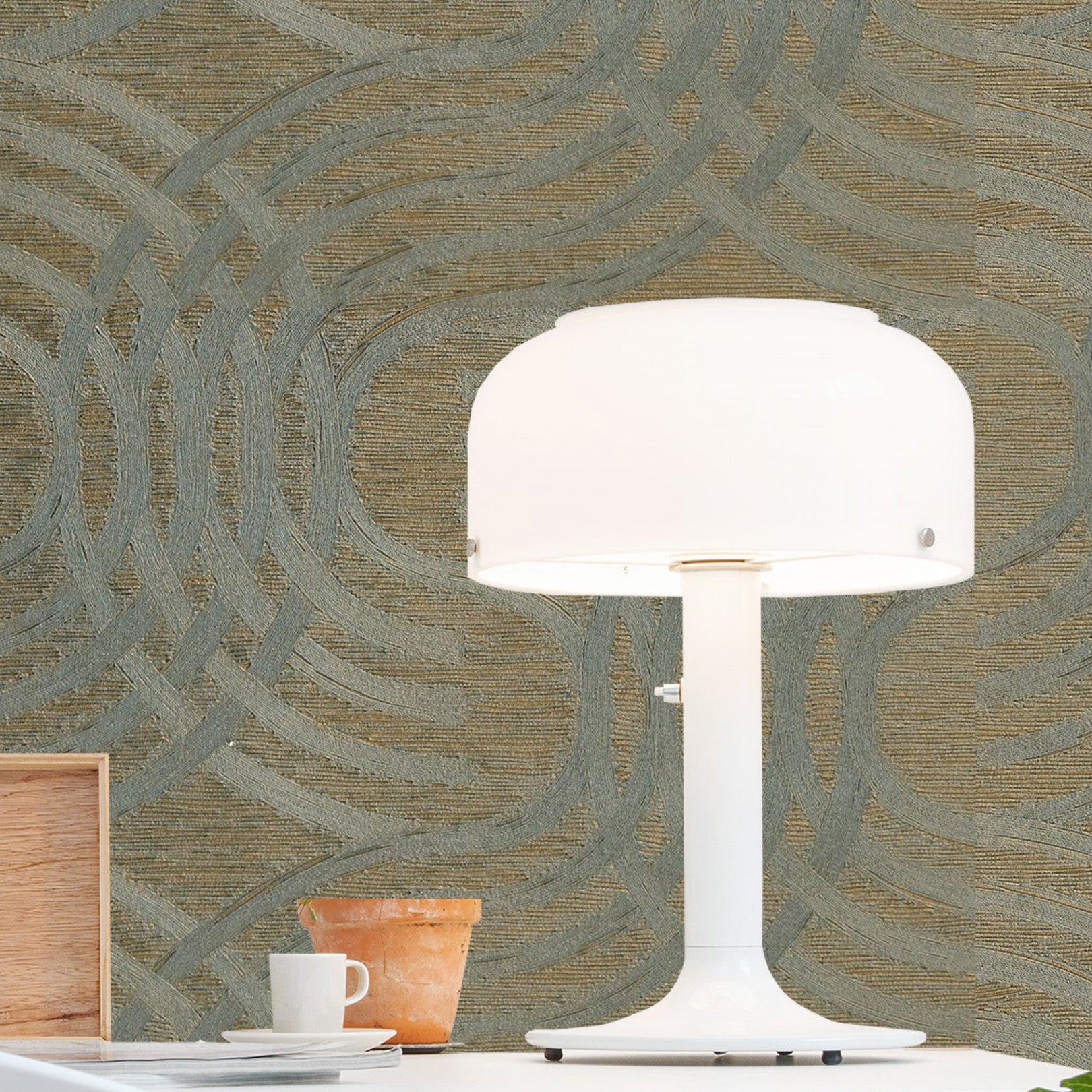 Tapeta metaliczna z abstrakcyjnym wzorem AURARIA - VERT DE GRIS/DORE zielony ze złotym