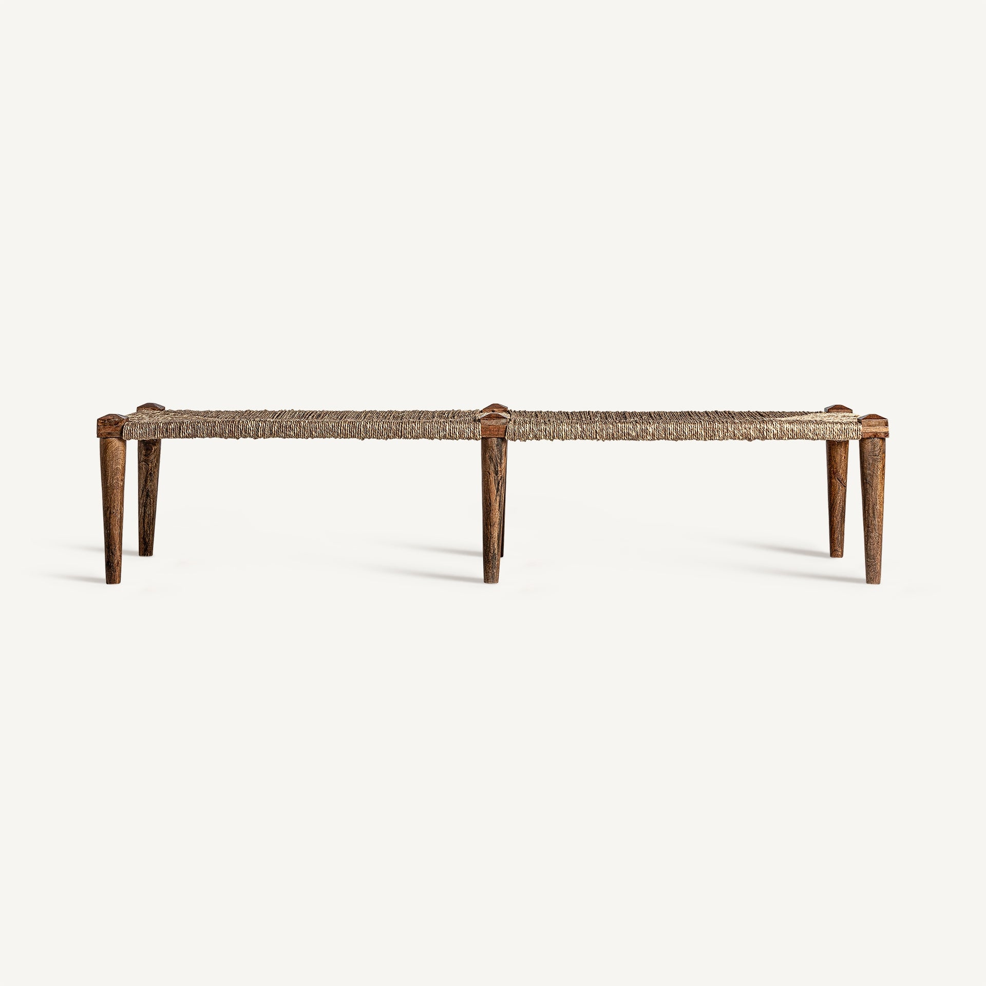 Doppelte Bank TASSAROLO aus Mangoholz mit Jutesitz