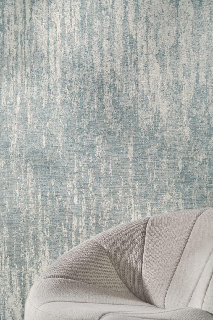 Mural tekstylny imitujący postarzałą ścianę ORCIA - PIERRE BLEUE niebieski z beżowym