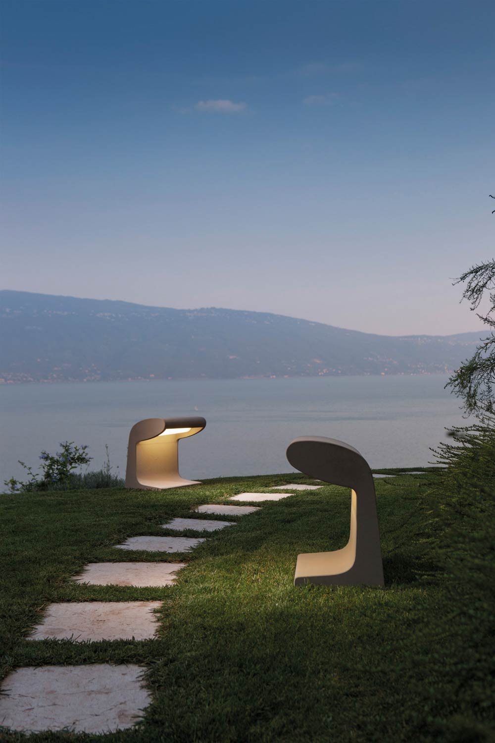 Lampa stojąca zewnętrzna BORNE BÉTON beton