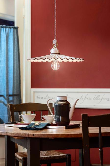 Lampa wisząca ceramiczna L’AQUILA biały z mokka i mosiężnym wykończeniem