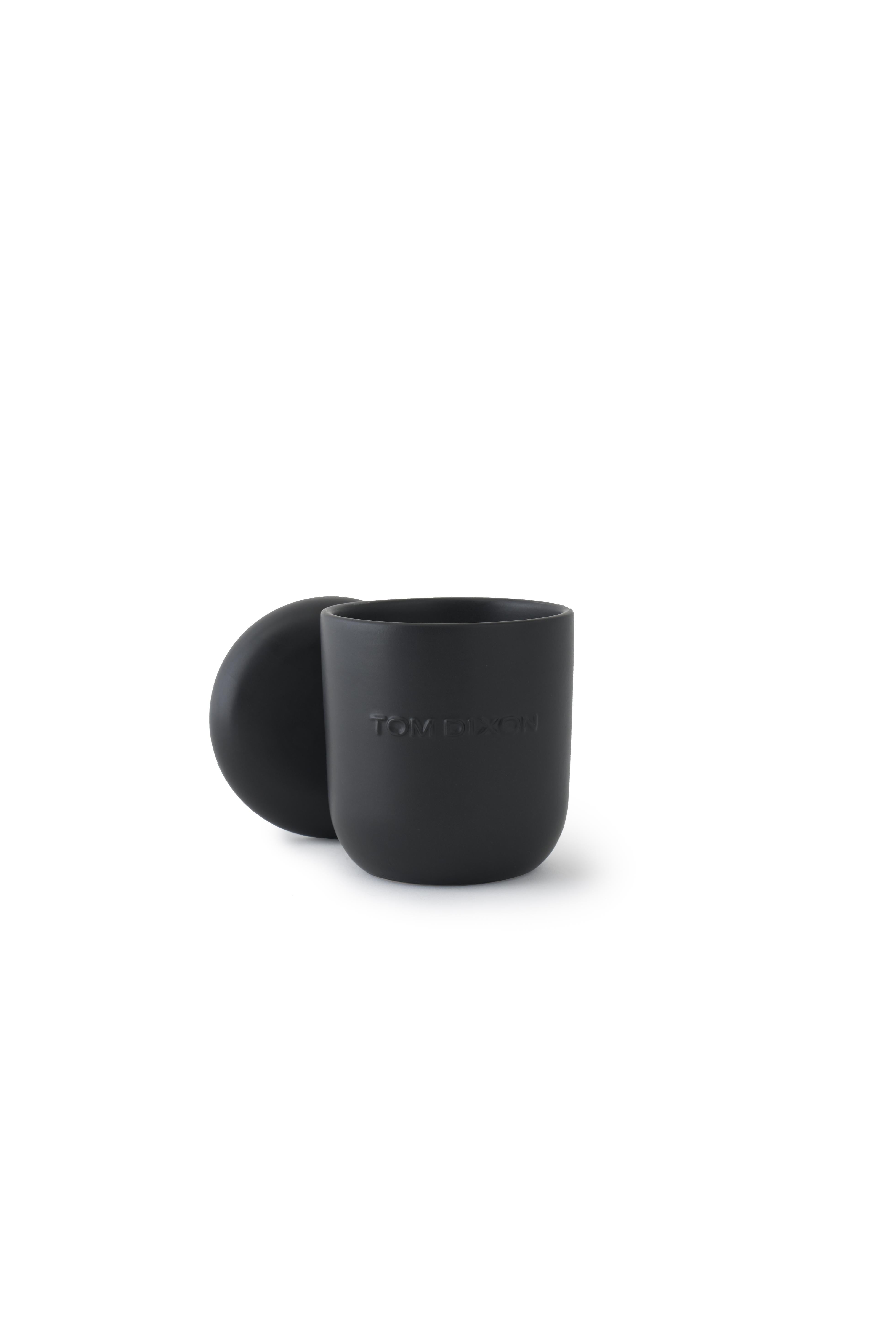 LONDON Black Scented Candle