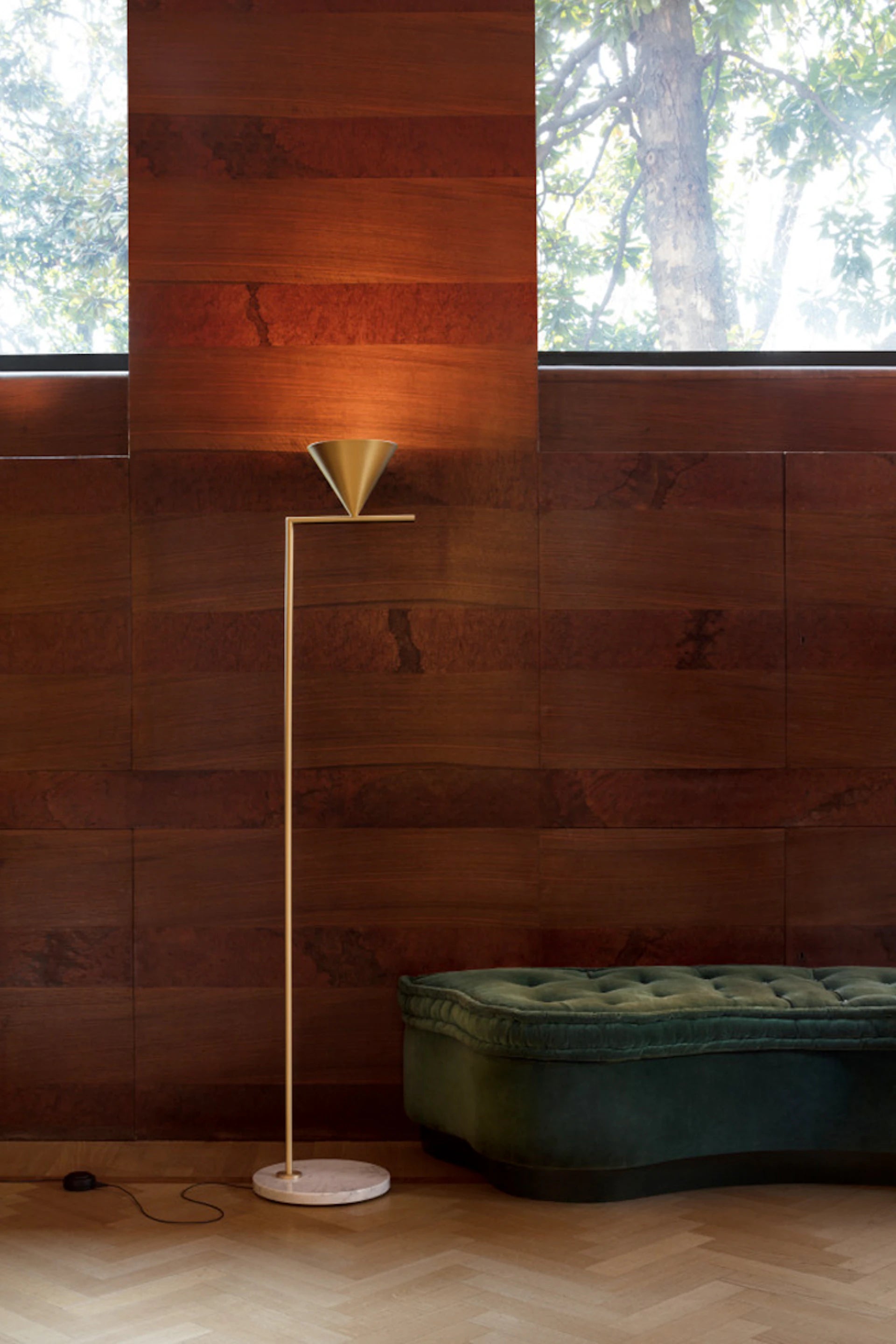 Lampa podłogowa CAPTAIN FLINT mosiężny