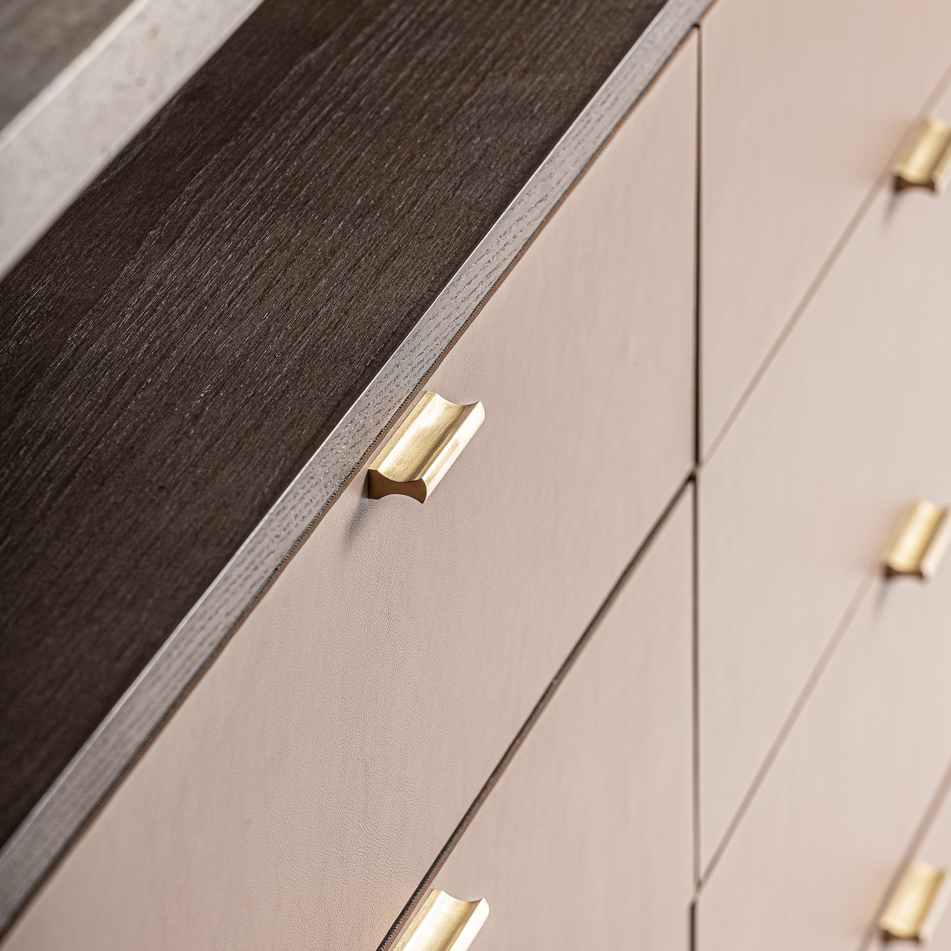 Kommode mit Schubladen MONZA beige mit Travertinplatte