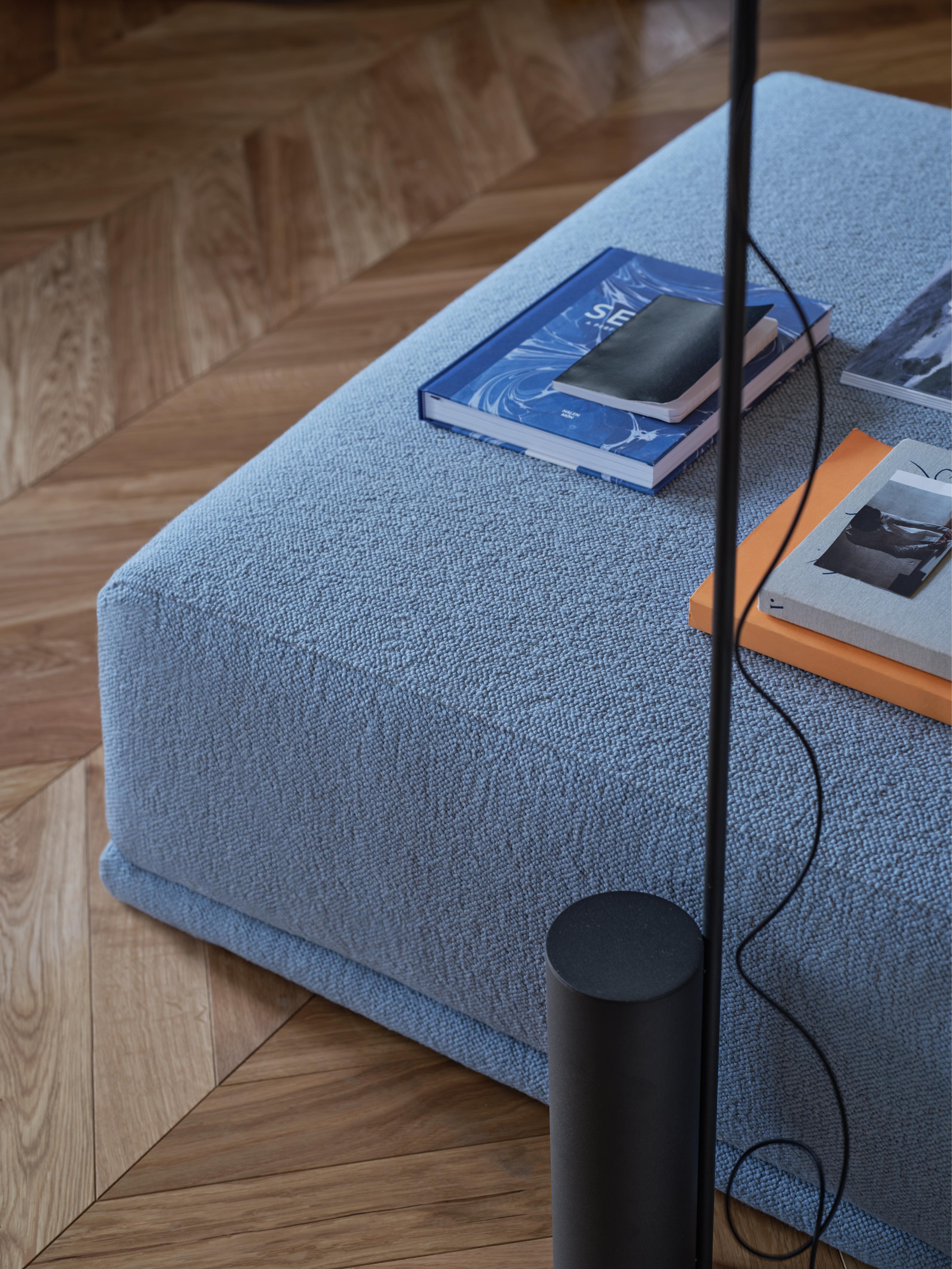 POST Floor Lamp Black