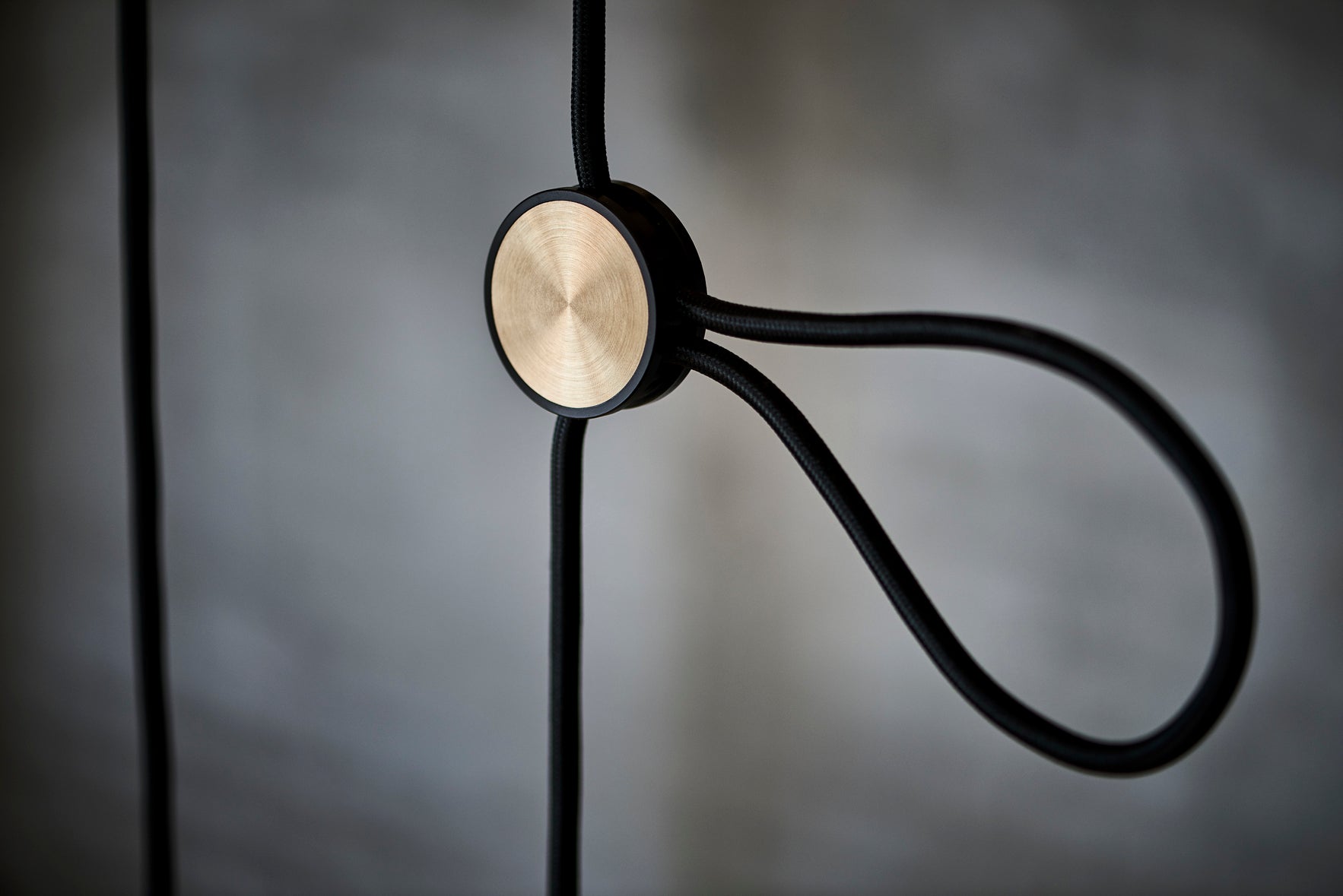 Regulator przewodu MODEL 501 biały